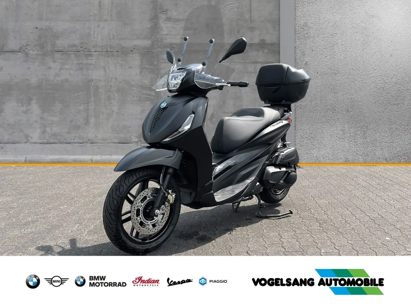 Piaggio Beverly 400 Sondermodell Deep Black, Topcase, Sc Schwarz - 1