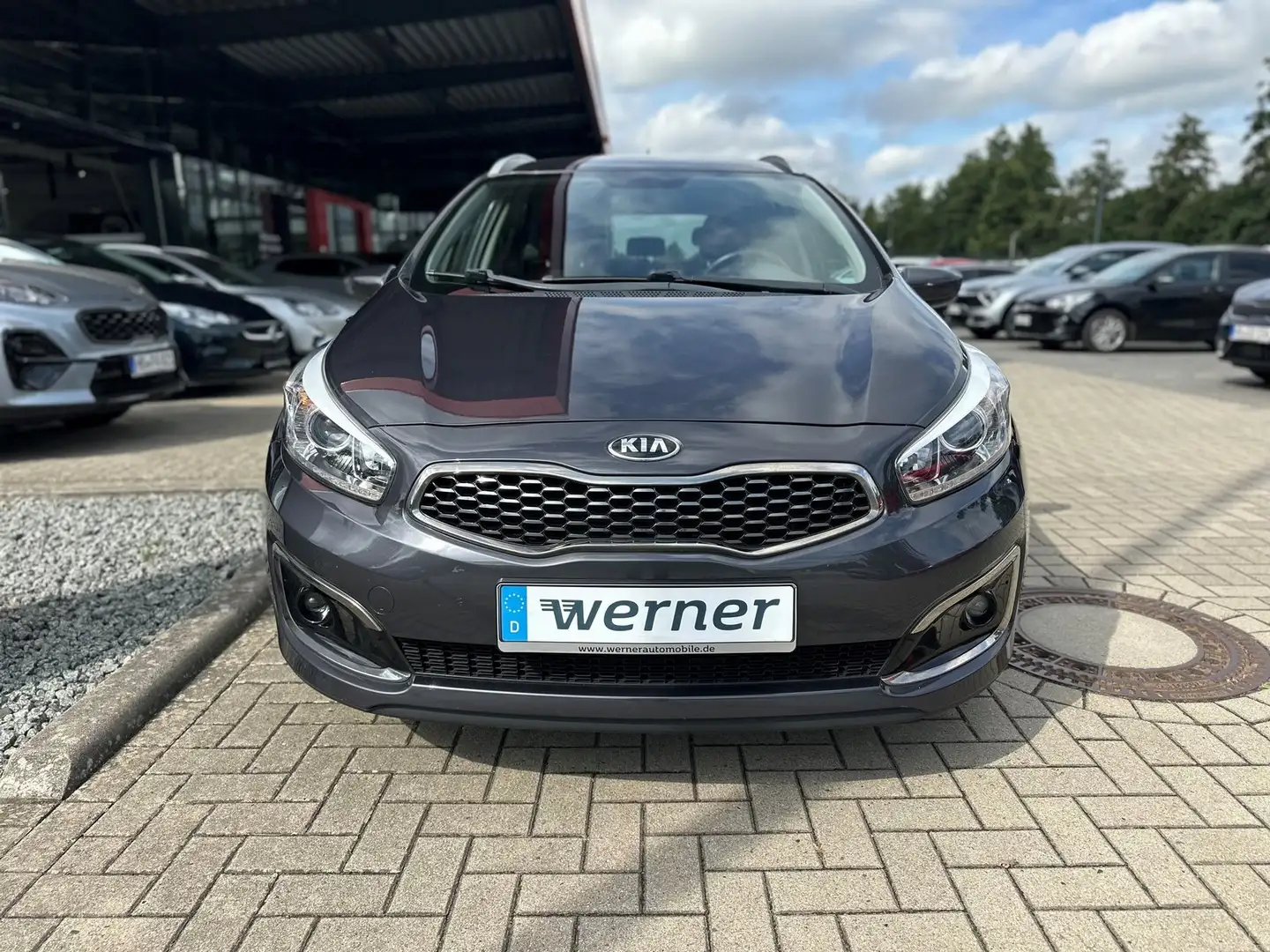 Kia Ceed SW / cee'd SW Ceed SW 1.4 CVVT Dream Team PDC TEMPO Grau - 2
