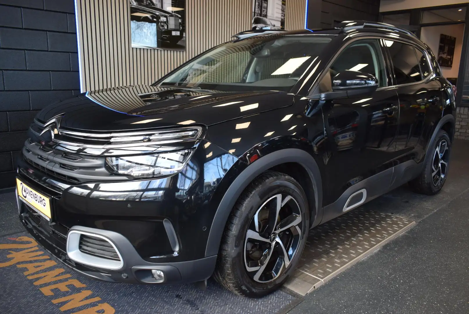 Citroen C5 Aircross 1.2 PureTech Business Plus Navi Airco Km 49.900!! Negro - 1