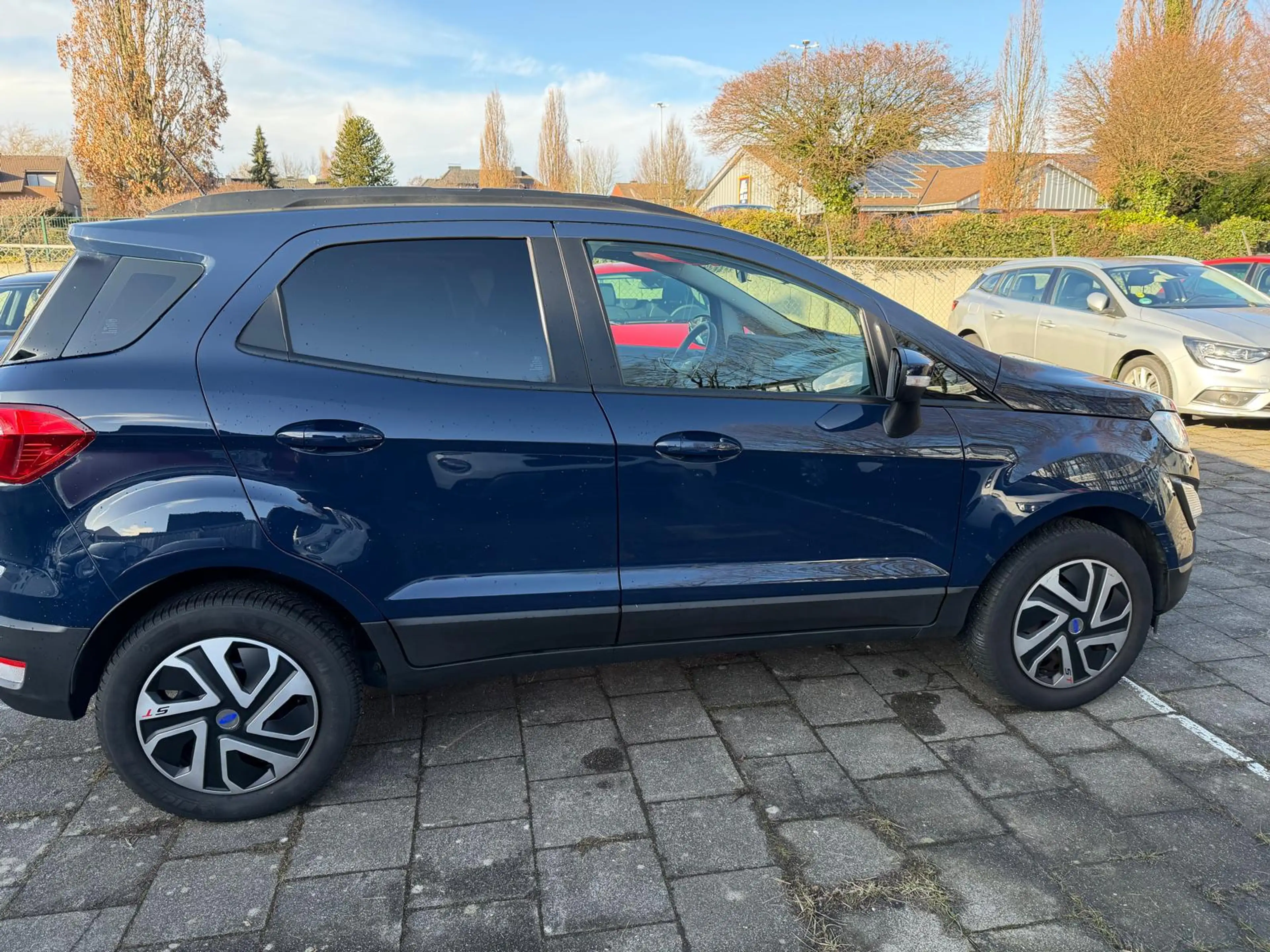 Ford EcoSport Trend — photo 4
