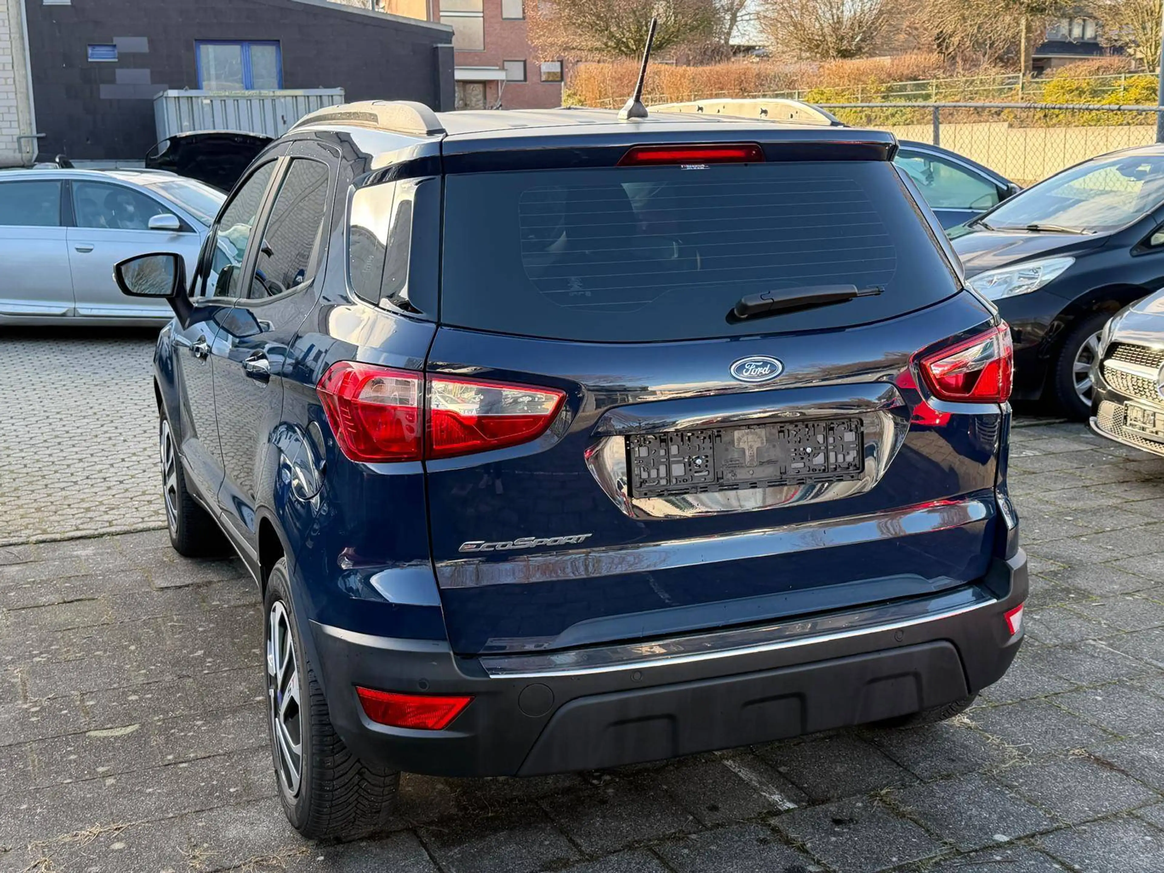 Ford EcoSport Trend — photo 6