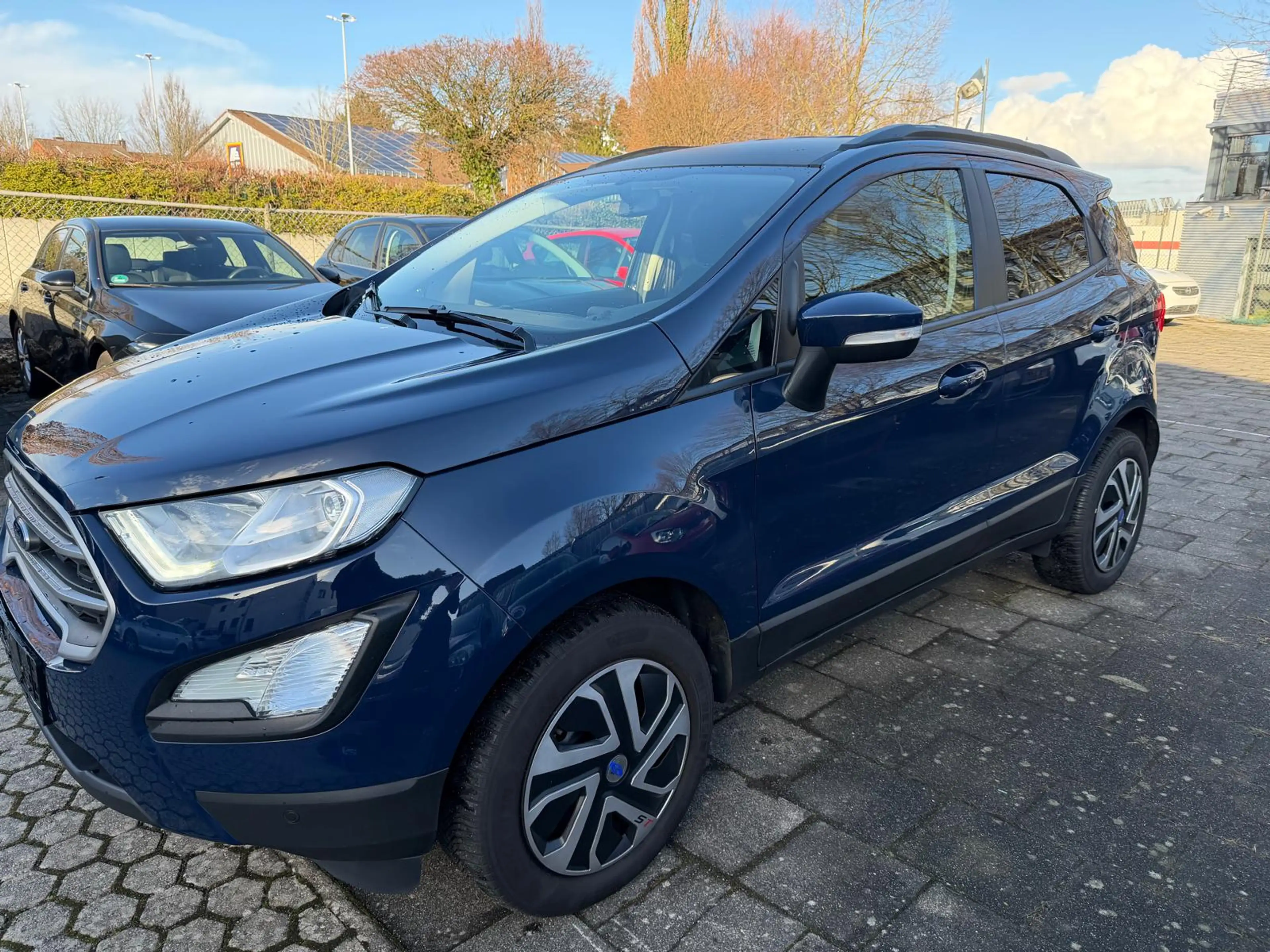 Ford EcoSport Trend — photo 2