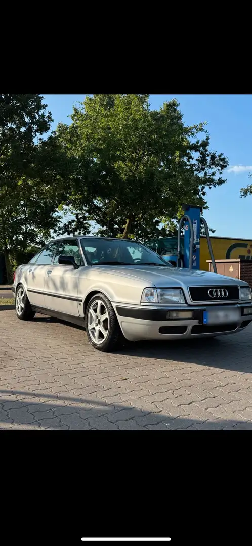 Audi 80 2.0 E - 1