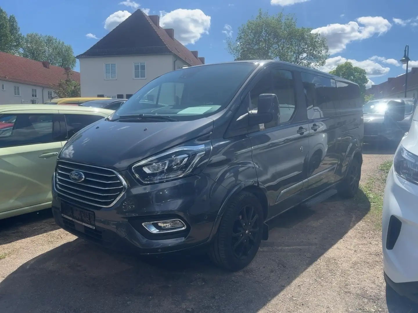 Ford Tourneo Custom 320 H1 L2 +XENON+KAMERA+9-Sitzer+ Grau - 2
