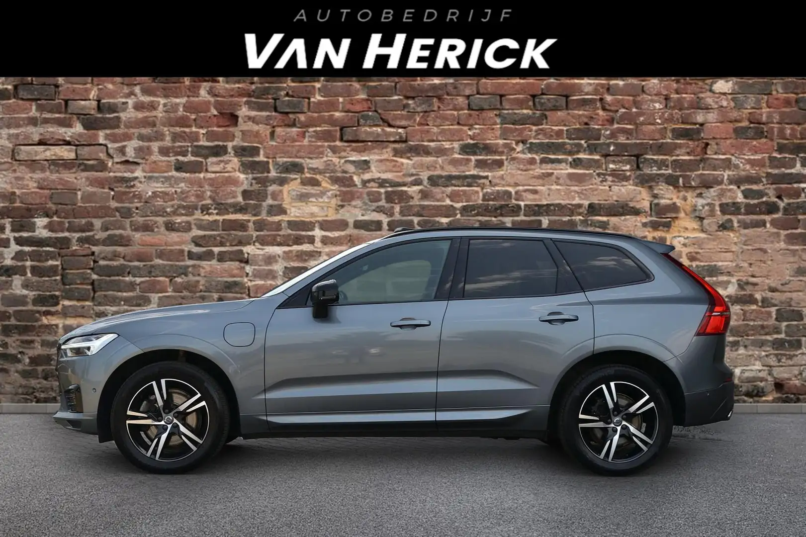 Volvo XC60 2.0 Recharge T6 AWD R-Design | Panoramadak | Trekh Grijs - 2