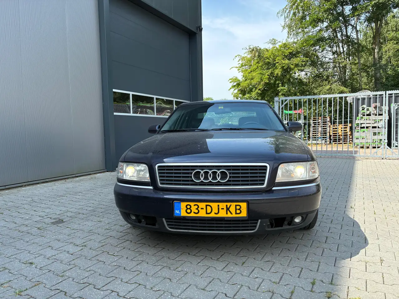 Audi A8 2.8 5V, foto 3