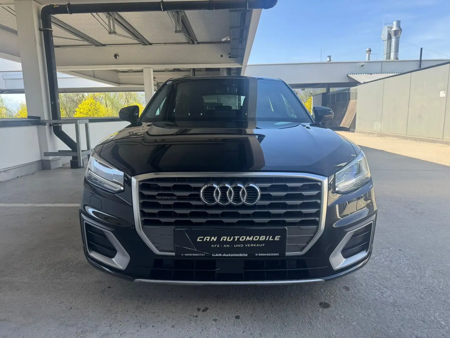 Audi Q2 quattro sport Schwarz - 2