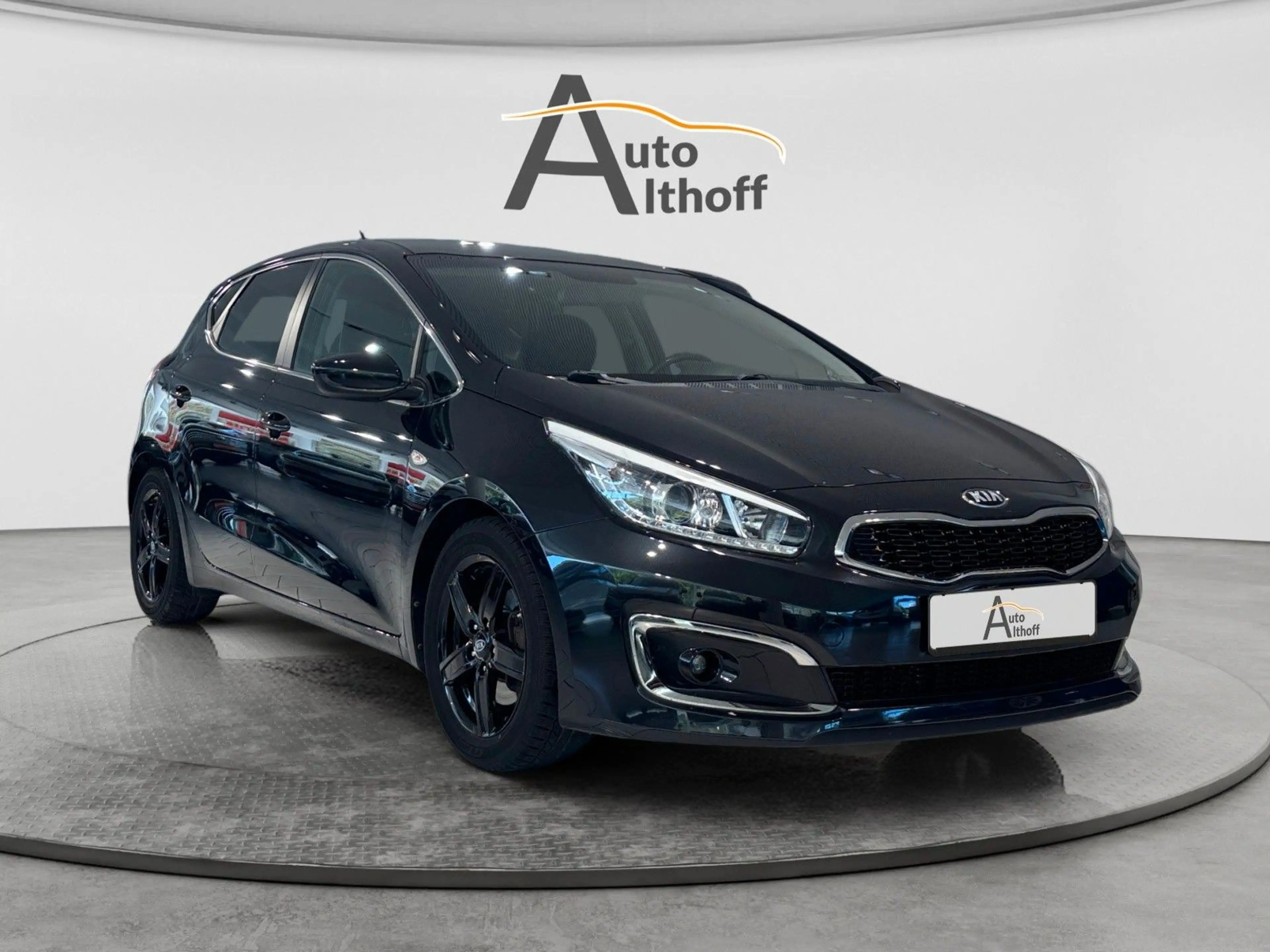 Kia Ceed / cee'd Ceed 1.4 2.HD NAVI KAM PARK KLIMA SHZ TEMP