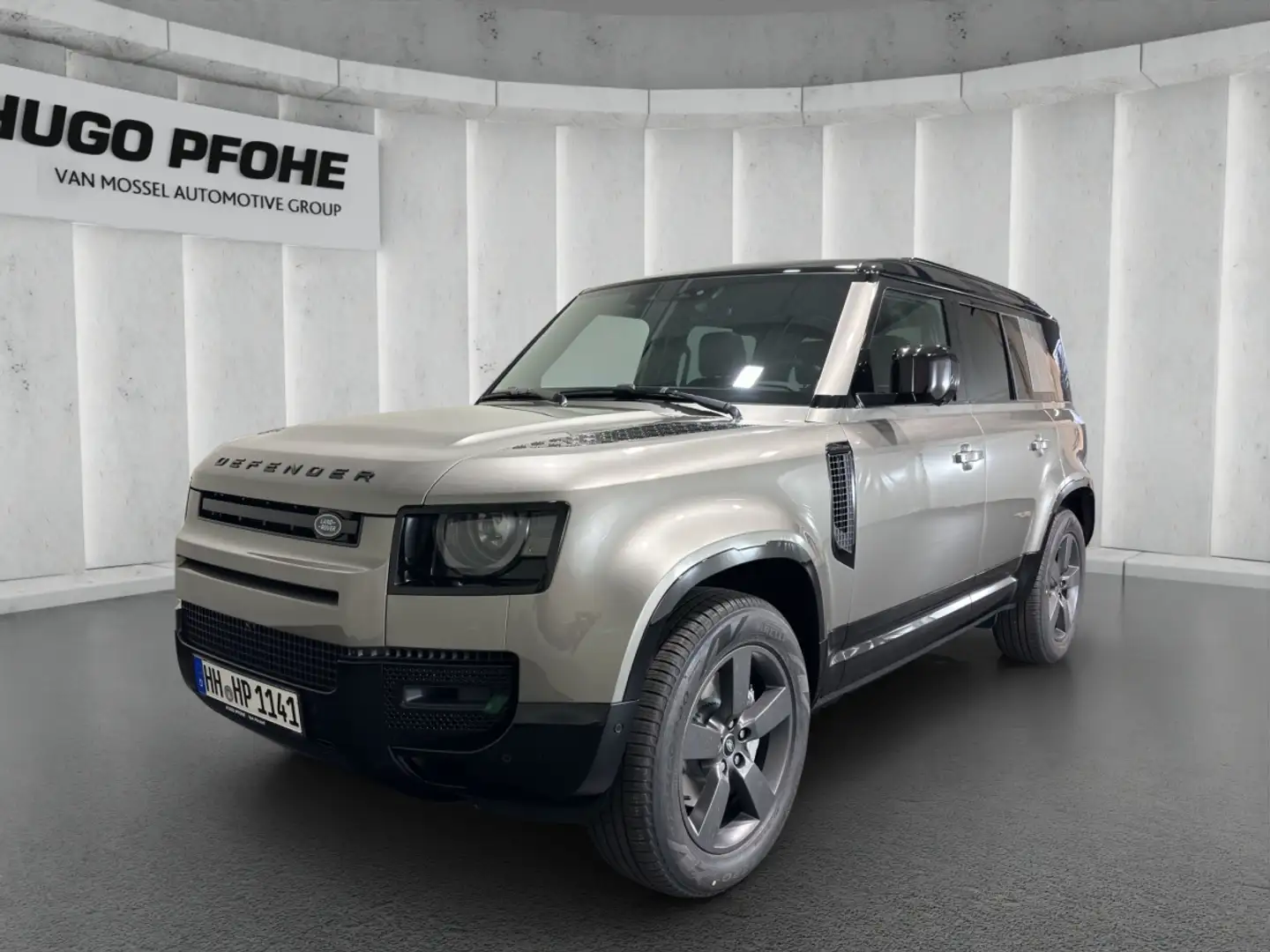 Land Rover Defender 3.0 D300 MHEV X-Dynamic SE 110 Argintiu - 1