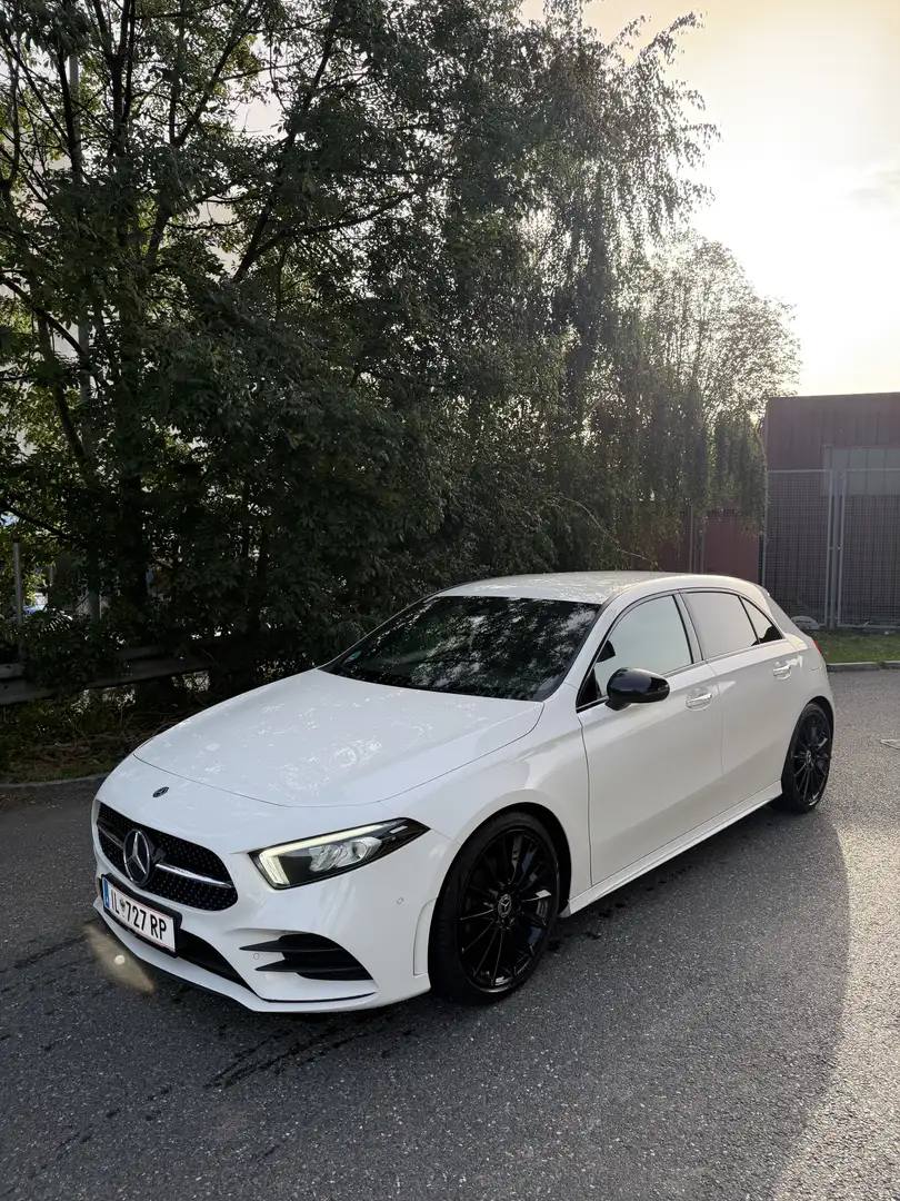 Mercedes-Benz A 180 d Aut. AMG Line *Sternenhimmel* - 1