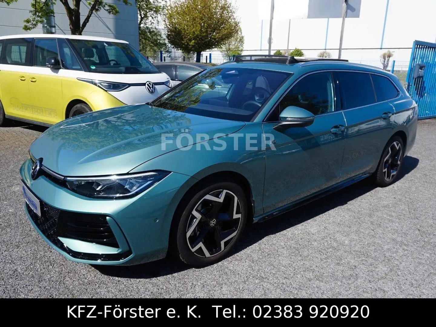 Volkswagen Passat Variant Passat 2.0 TDI 142 kW 4Motion R-Line GARANTIE Grün - 1