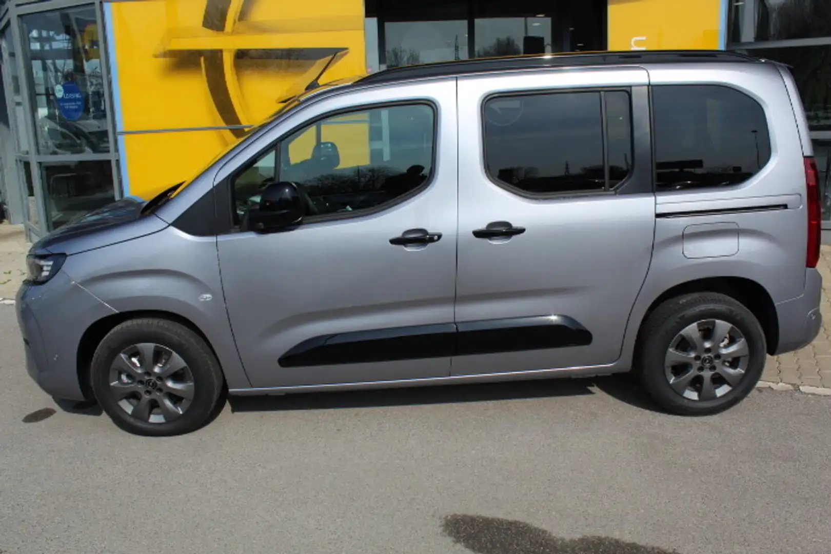Opel Combo 1.5 Diesel L GS Grau - 2