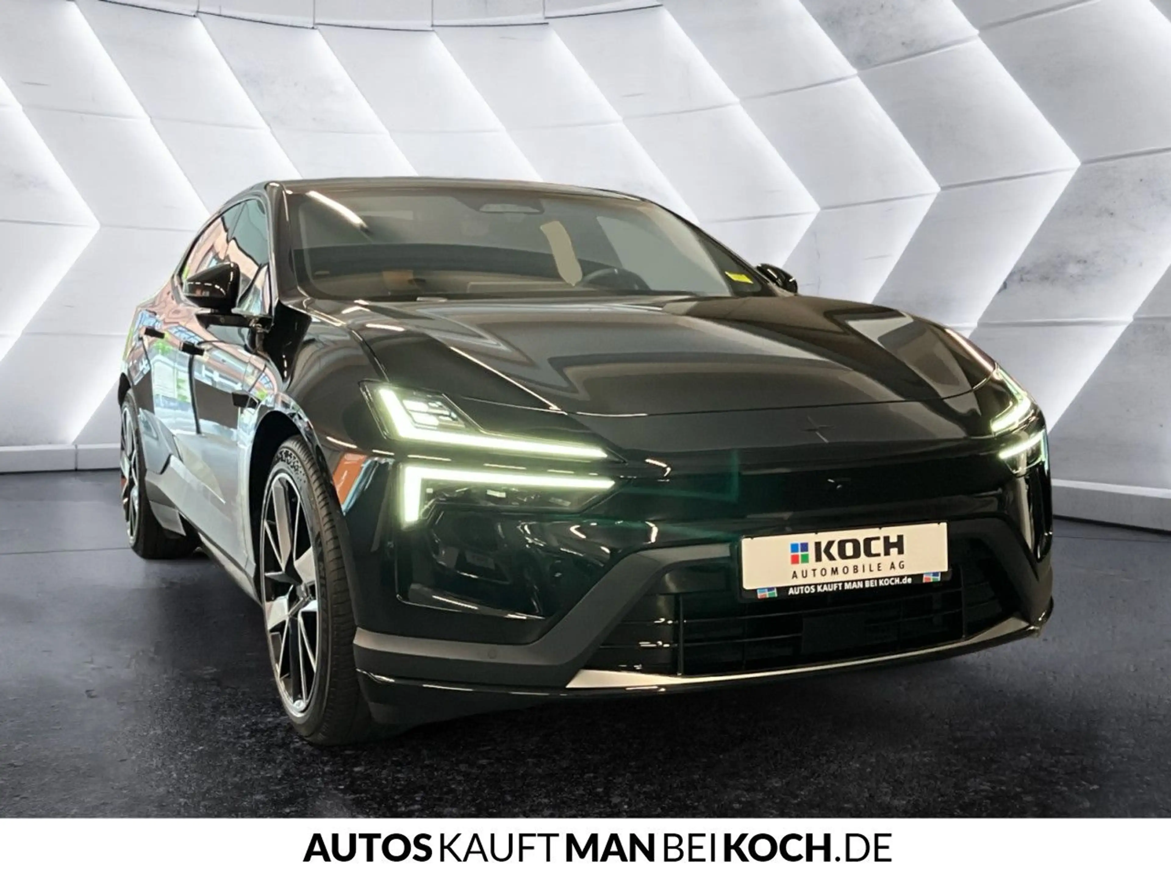 Polestar 4 Long Range Single PILOT PLUS BLIS HUD HK PANO — photo 6