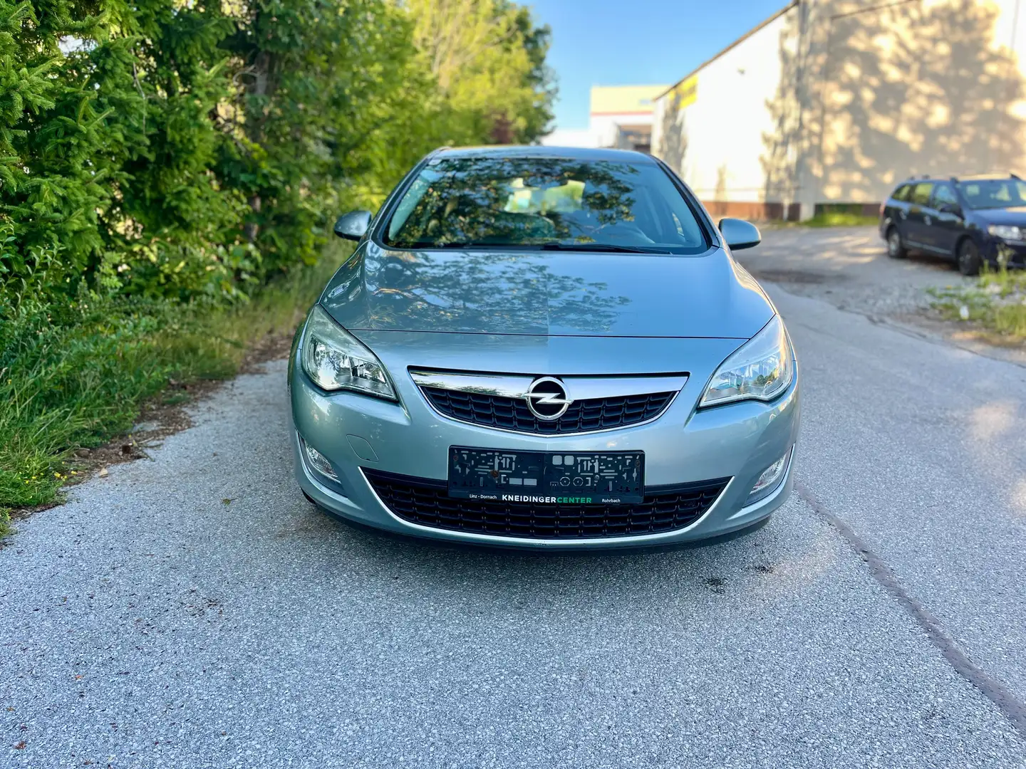 Opel Astra 1,4 Turbo Ecotec mit Pickerl Grau - 2