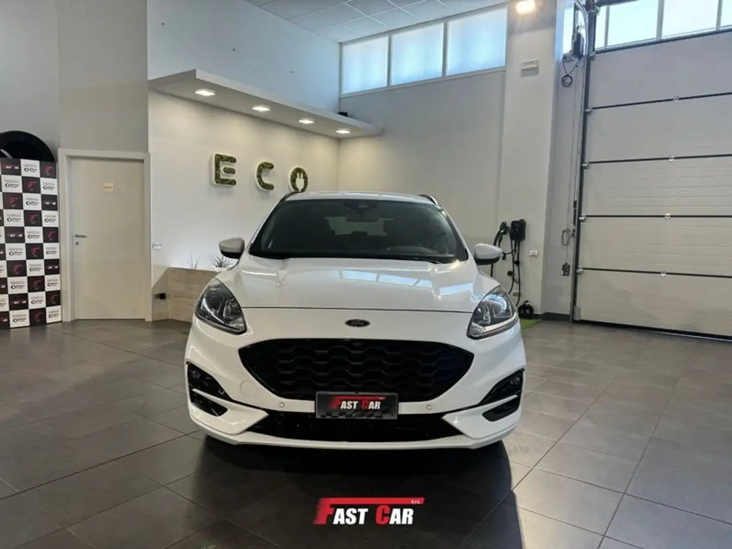 Ford Kuga 1.5 EcoBlue 120 CV 2WD ST-Line Bianco - 2