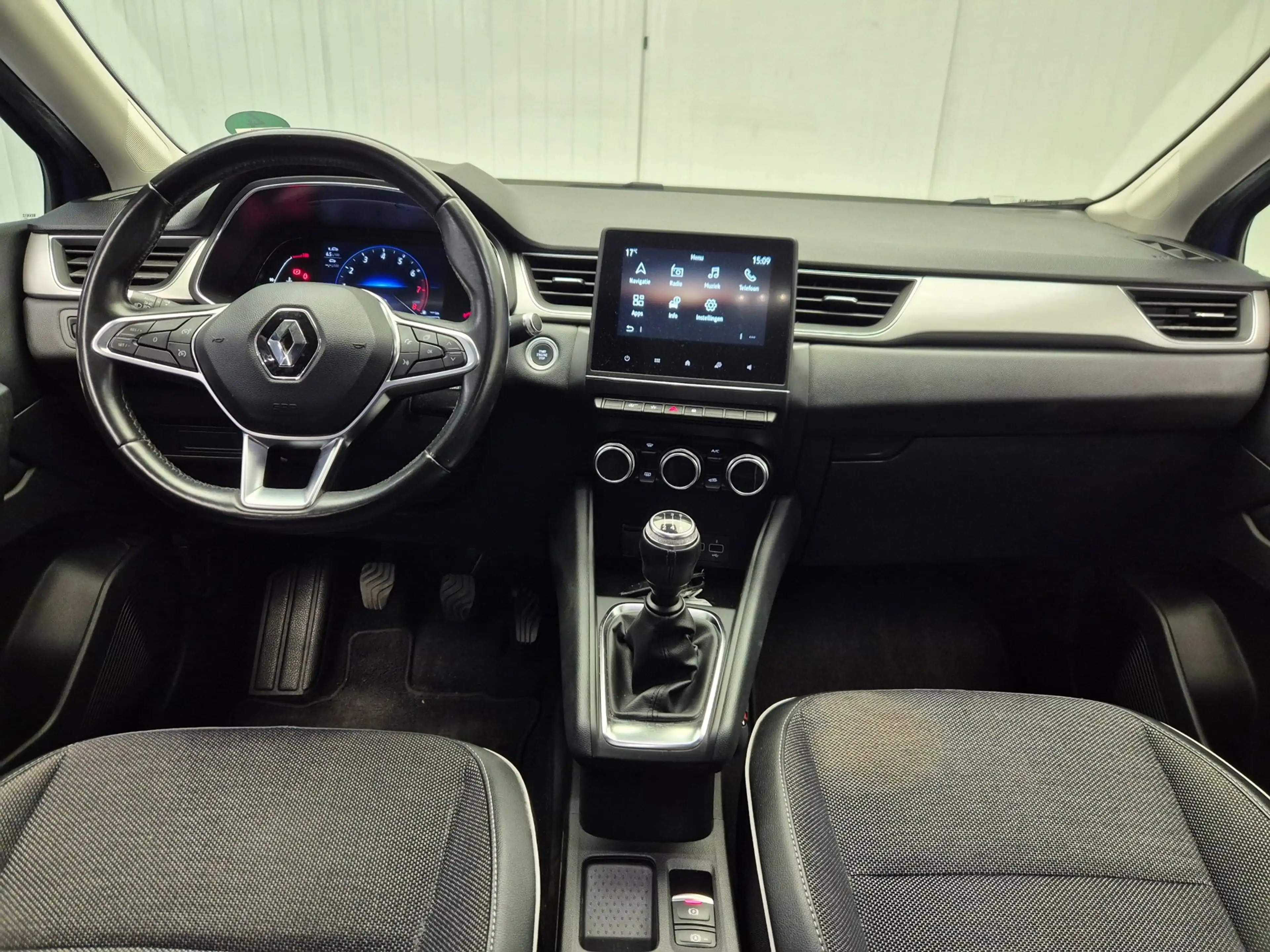 Renault Captur 1.0 TCe 101 PK Intens Navi Camera Ecc Cruise Contr — photo 5