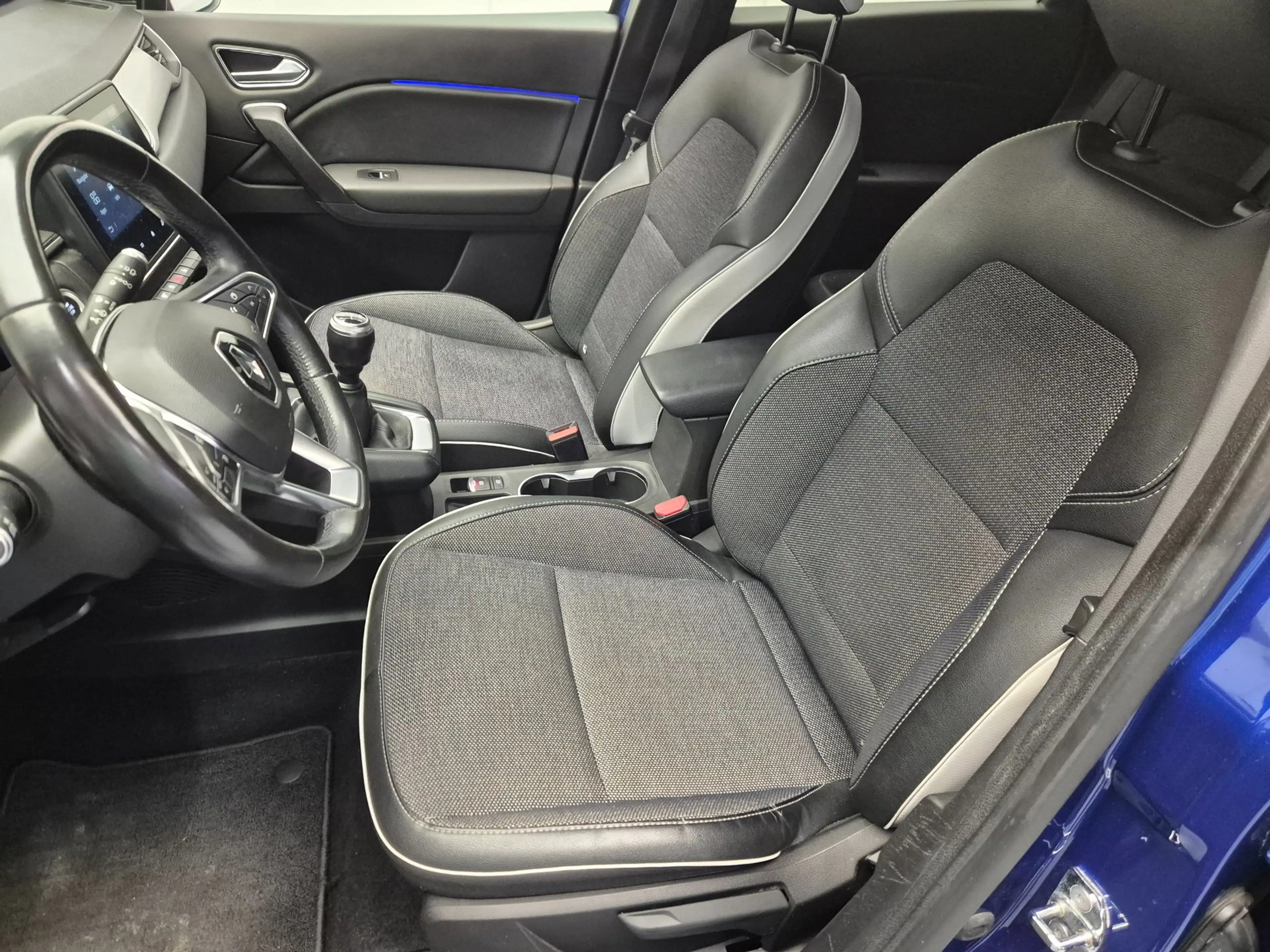 Renault Captur 1.0 TCe 101 PK Intens Navi Camera Ecc Cruise Contr — photo 13
