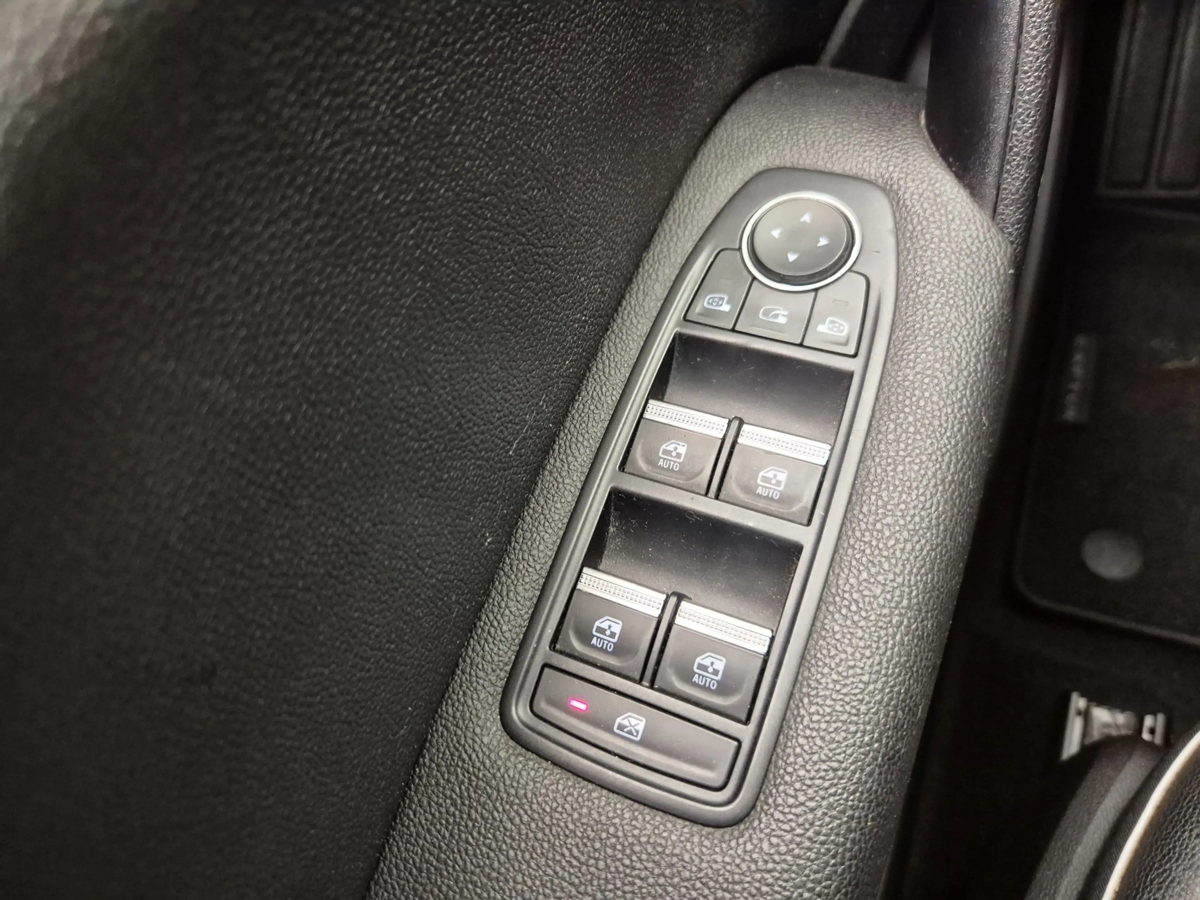 Renault Captur 1.0 TCe 101 PK Intens Navi Camera Ecc Cruise Contr — photo 12