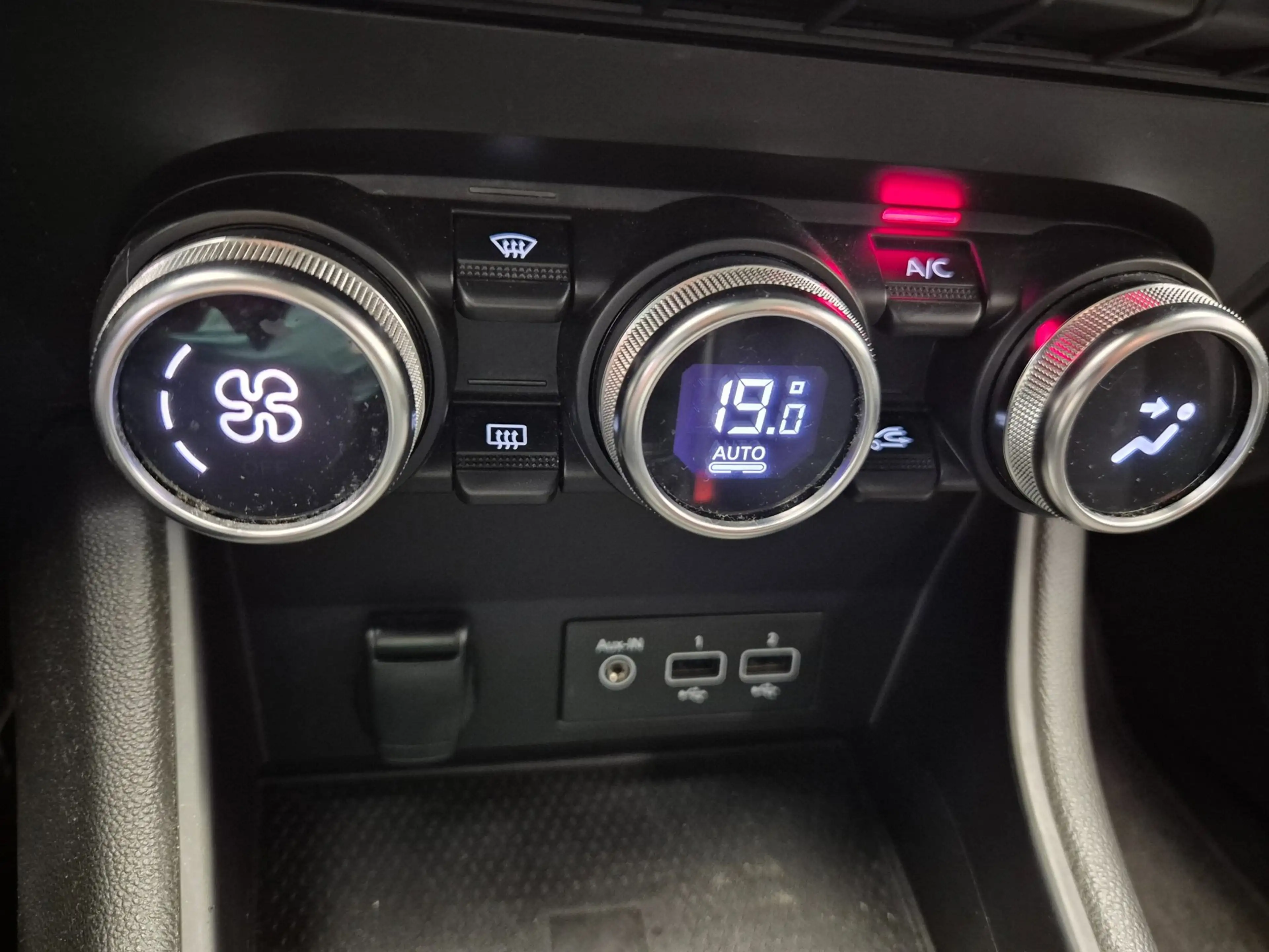 Renault Captur 1.0 TCe 101 PK Intens Navi Camera Ecc Cruise Contr — photo 10