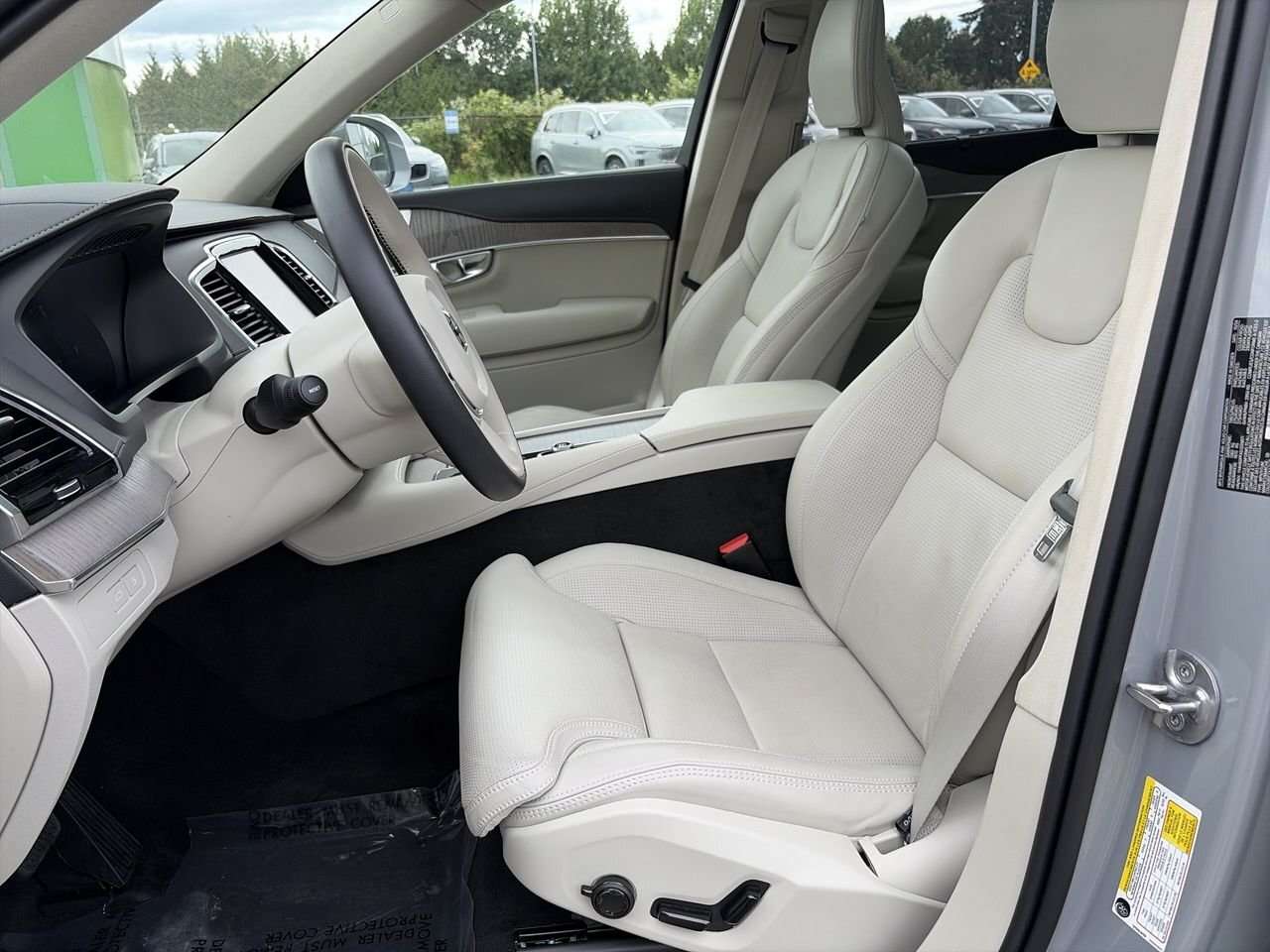 2025 Volvo XC90 Ultra Bright Theme Local One-Owner | Accident-Free thumb 19