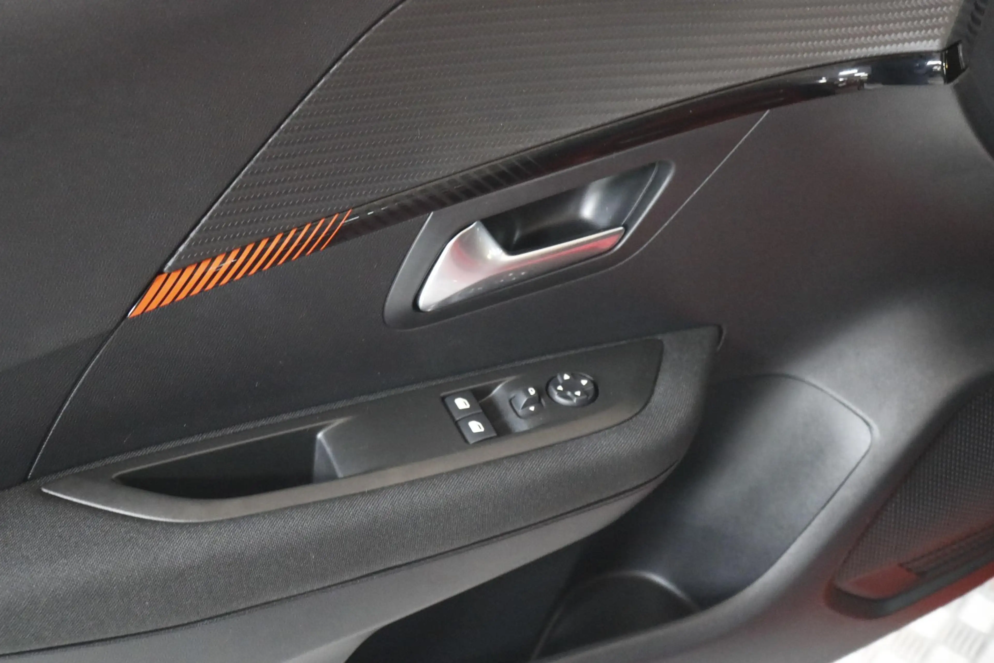 Peugeot e-208 EV Active 50 kWh Climate | Cruise | Carplay | Blue — photo 14
