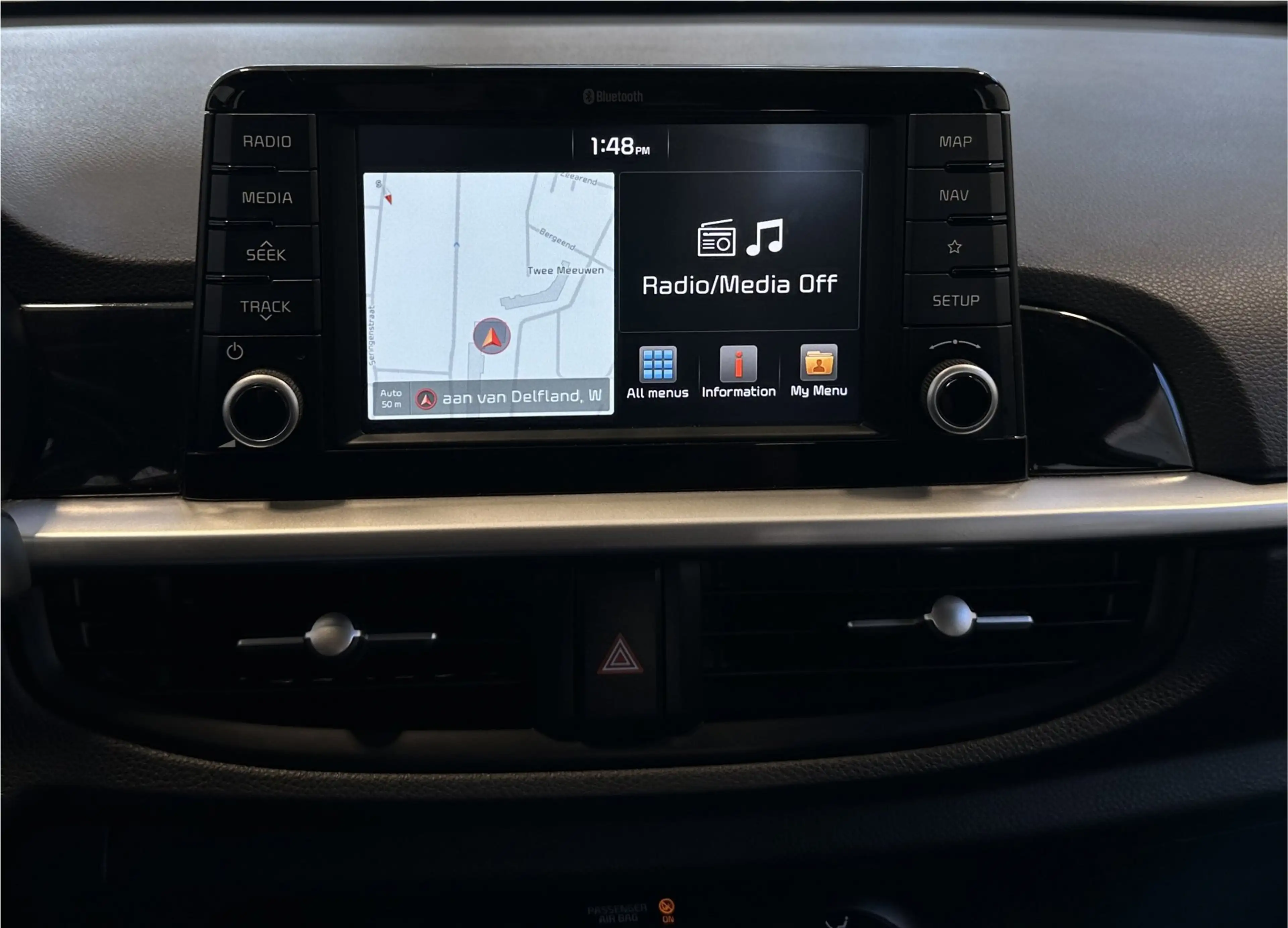 Kia Picanto 1.0 CVVT ComfortPlusLine Navigator | NL | Apple Ca — photo 24