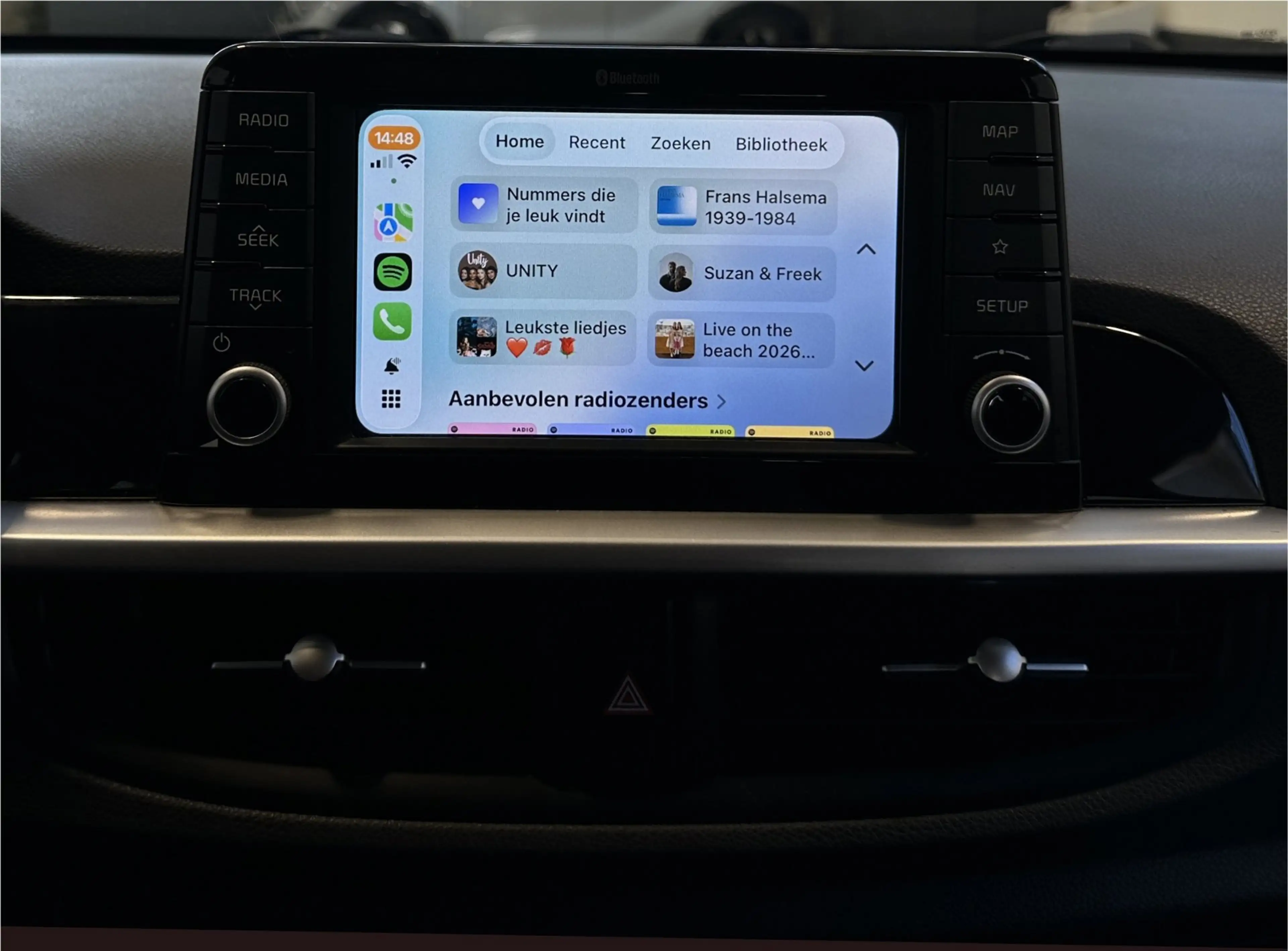 Kia Picanto 1.0 CVVT ComfortPlusLine Navigator | NL | Apple Ca — photo 17
