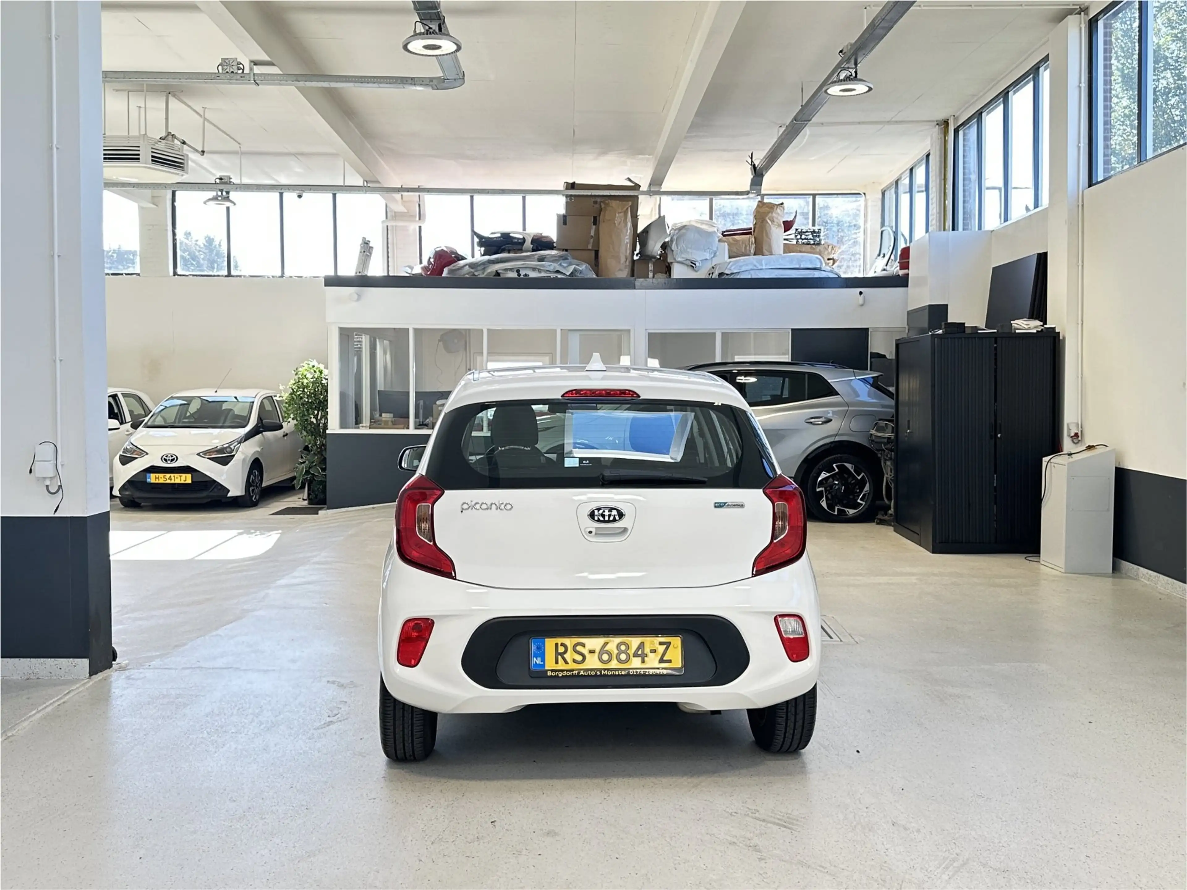 Kia Picanto 1.0 CVVT ComfortPlusLine Navigator | NL | Apple Ca — photo 4