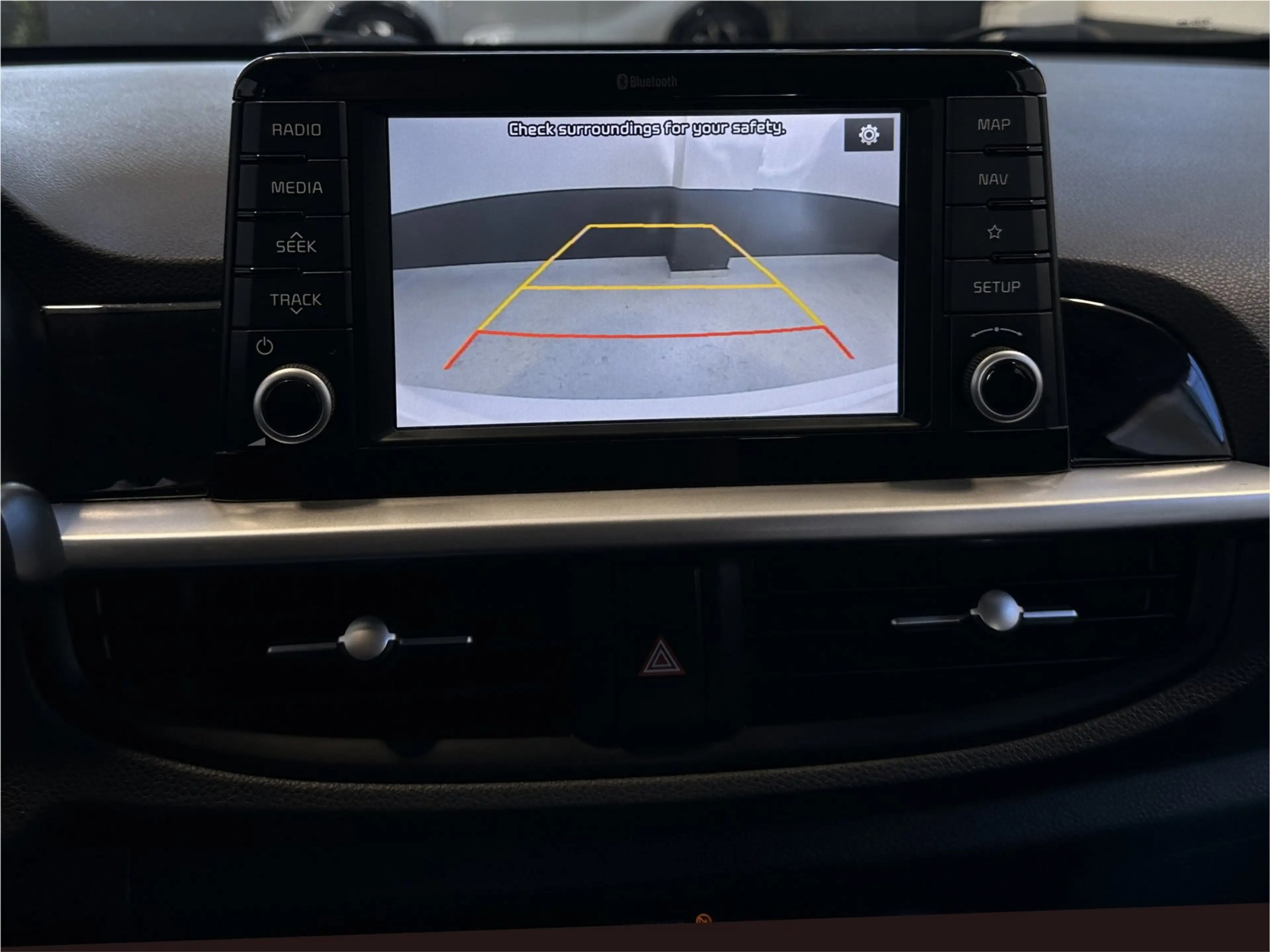 Kia Picanto 1.0 CVVT ComfortPlusLine Navigator | NL | Apple Ca — photo 14
