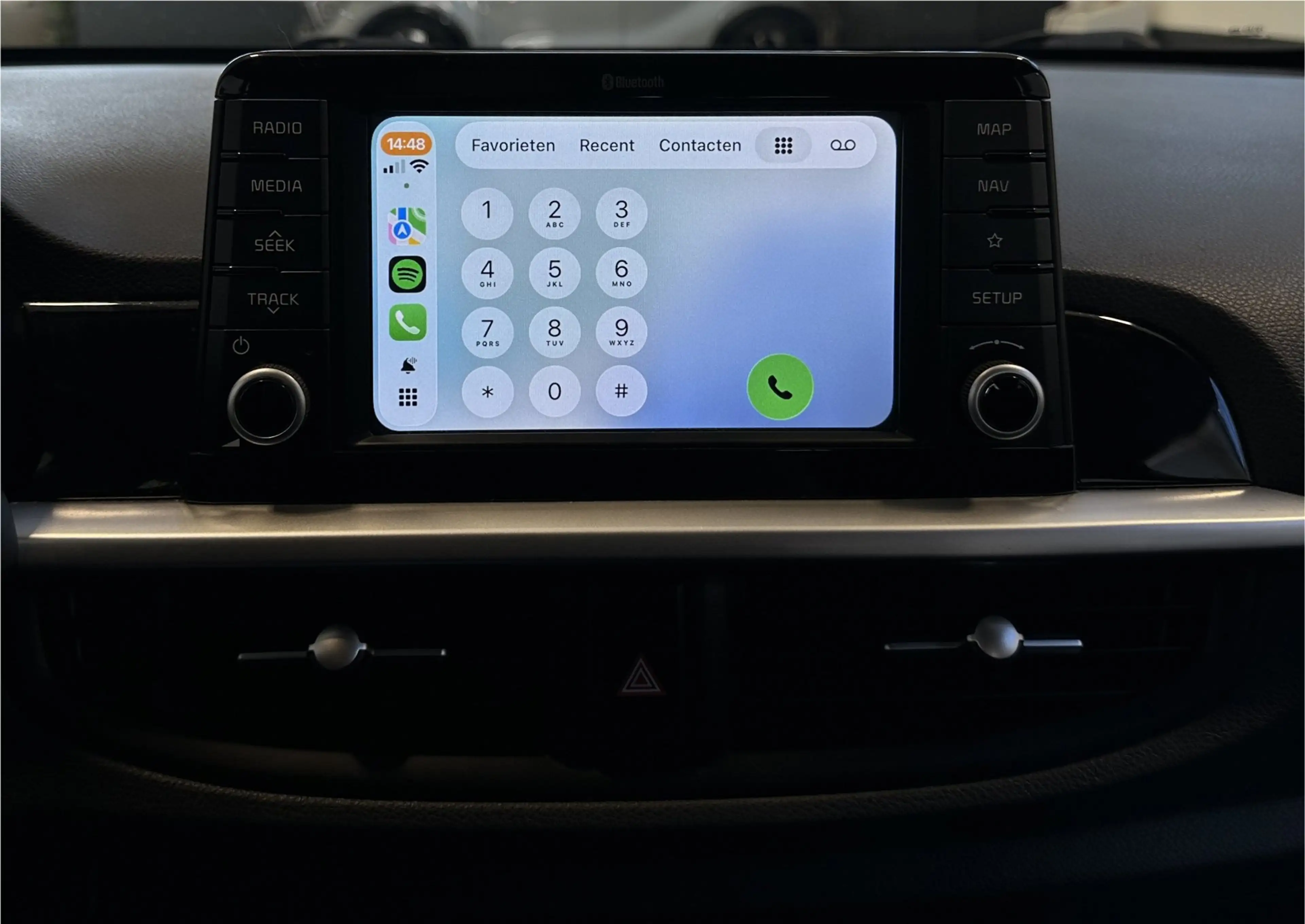 Kia Picanto 1.0 CVVT ComfortPlusLine Navigator | NL | Apple Ca — photo 23