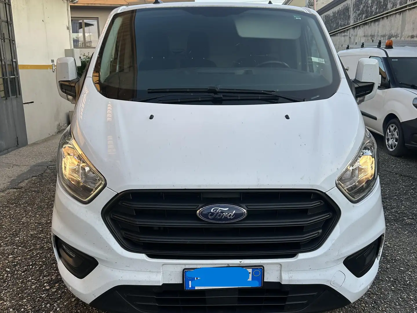 Ford Transit Custom 2.0 TREND 130 CV 3P EURO 6D TEMP IVA ESCLUSA Bianco - 1