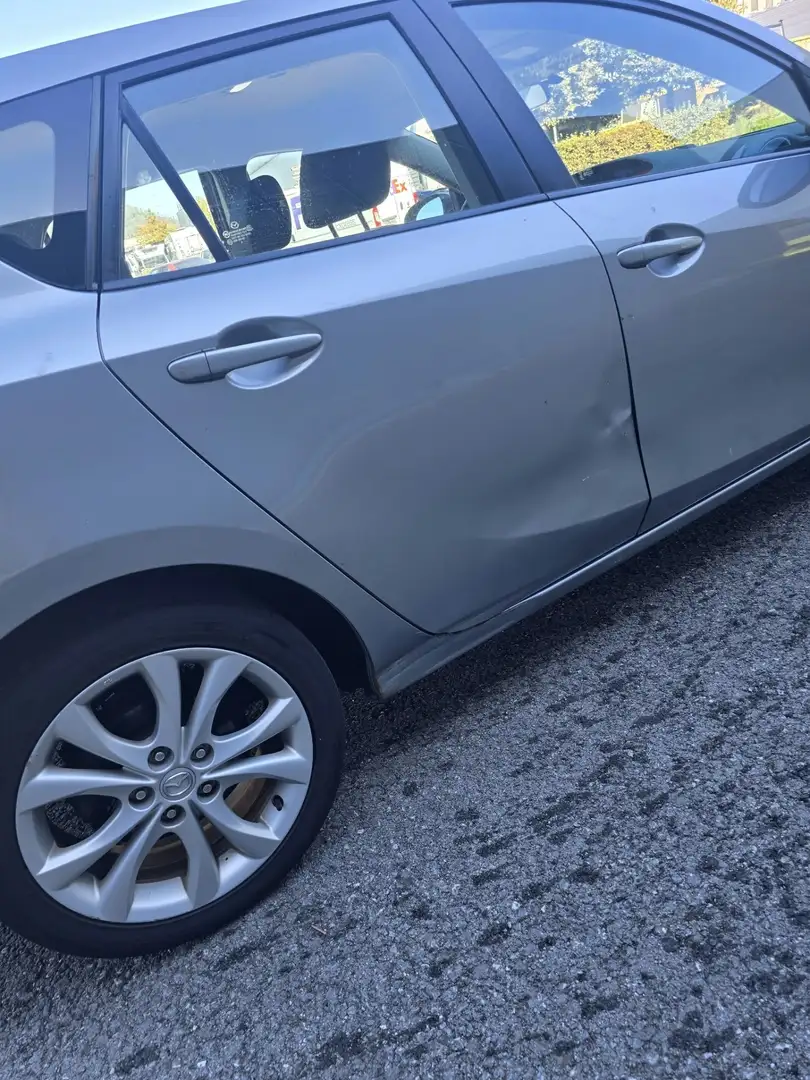 Mazda 3 1.6 MZR Active - 2