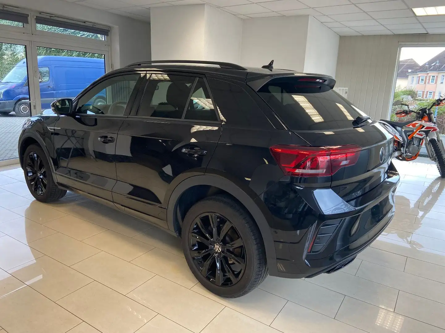 Volkswagen T-Roc R-Line IQ,Kamera, el.Heckkl. AHK Noir - 2