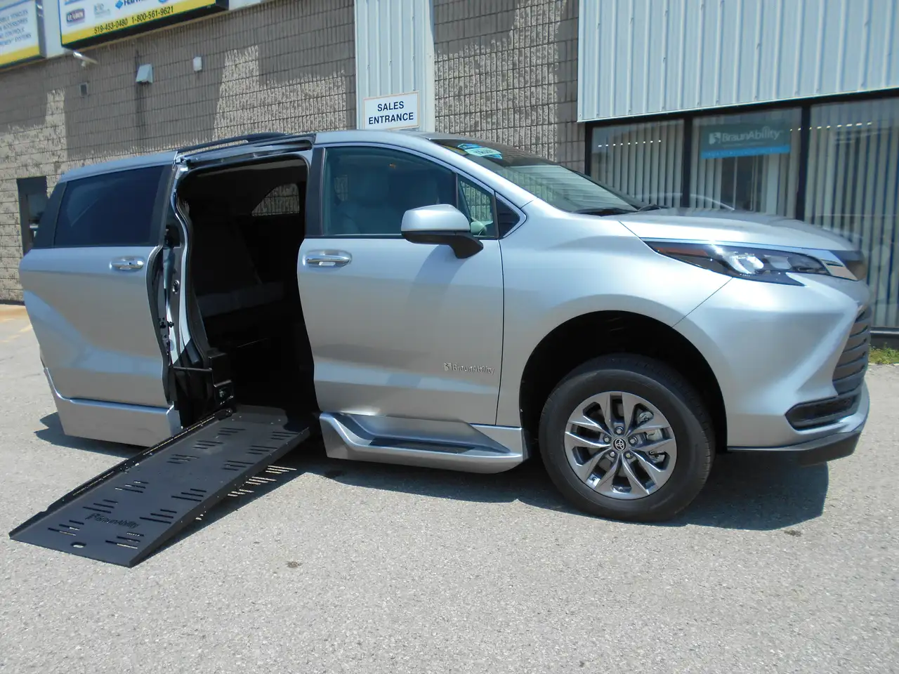 2025 Toyota Sienna