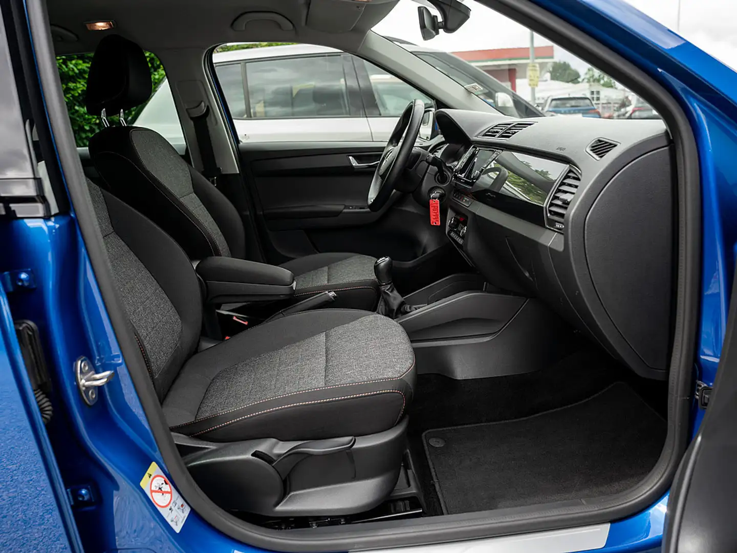 Skoda Fabia 1.0 TSI Clever KLIMA ACC PDC FSE SHZ Bleu - 2