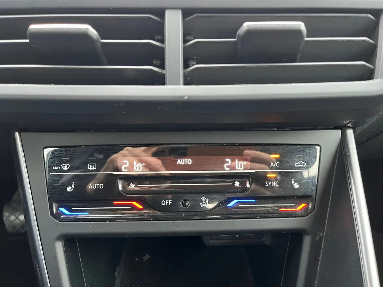 Volkswagen Polo Citadine 5 portes — photo 9