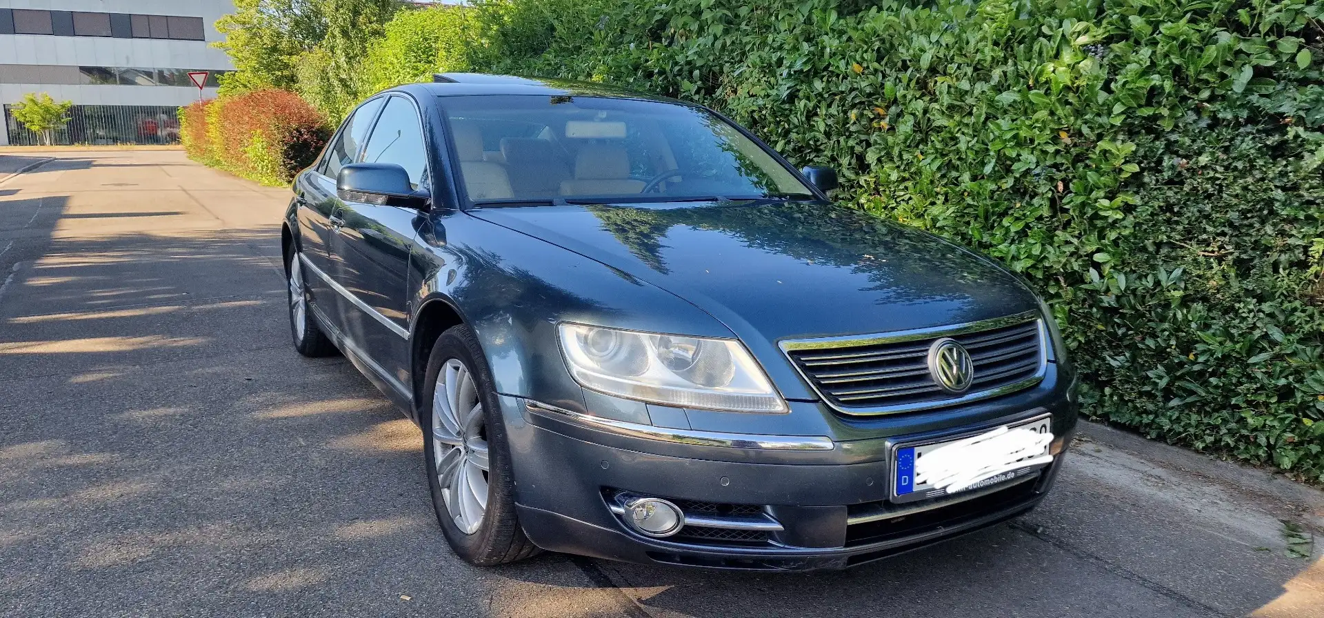 Volkswagen Phaeton 3.2 V6 4MOTION langer Automatik (5 Sitzer - 2