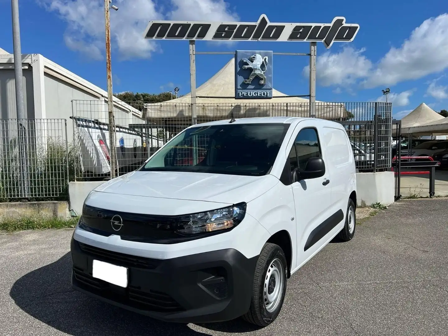 Opel Combo 1.5 BLUEHDI 100 CV FULL Bianco - 1