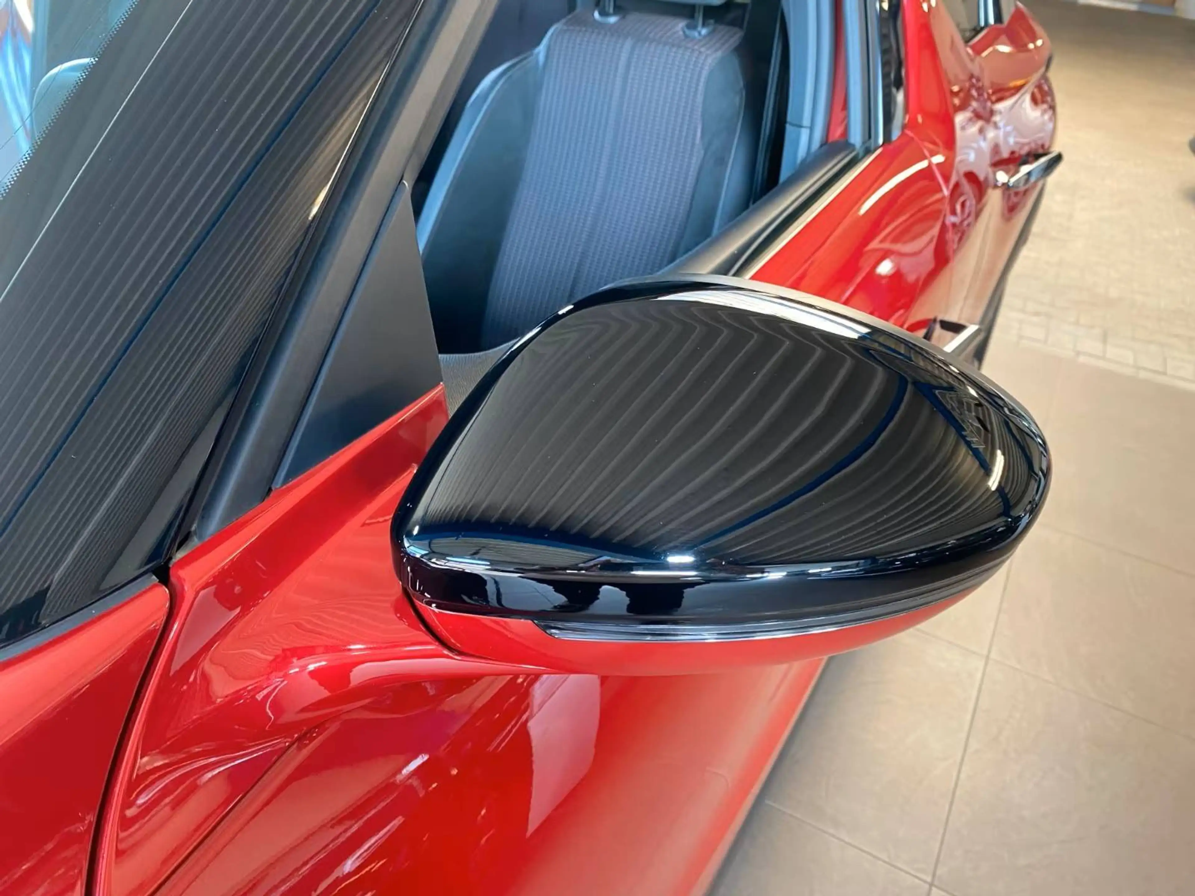 DS Automobiles DS 3 Performance Line — photo 10