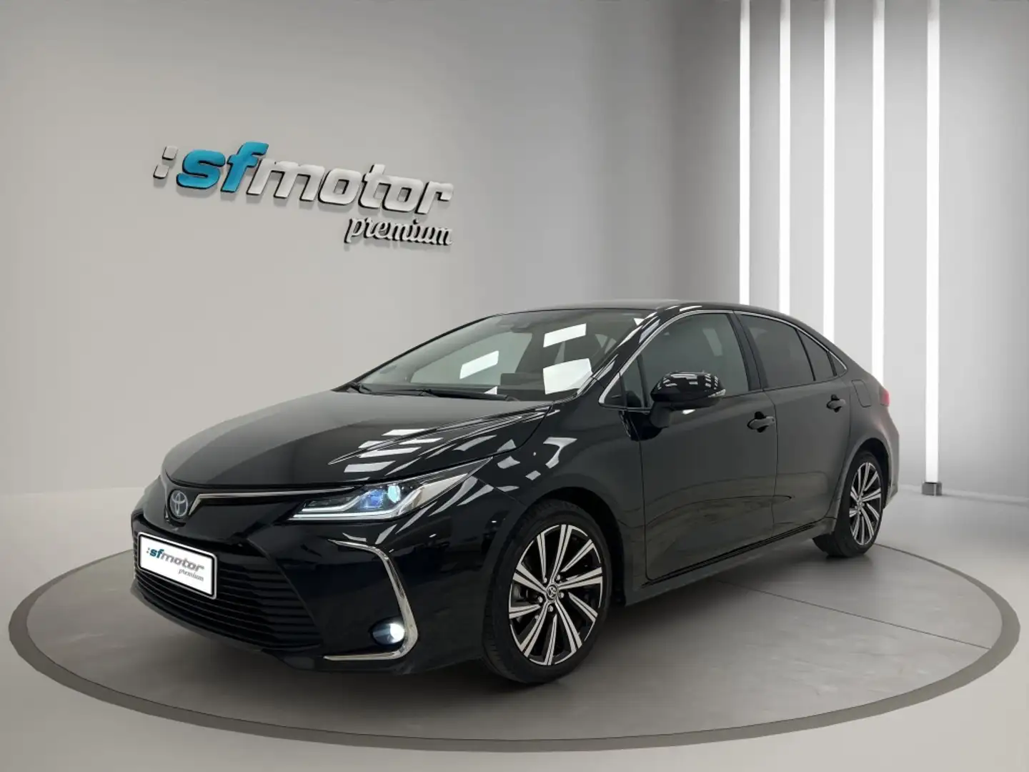 Toyota Corolla 180H Style Negro - 1