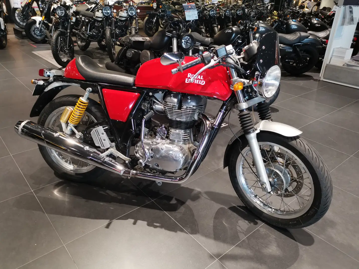 Royal Enfield Continental GT Rojo - 2