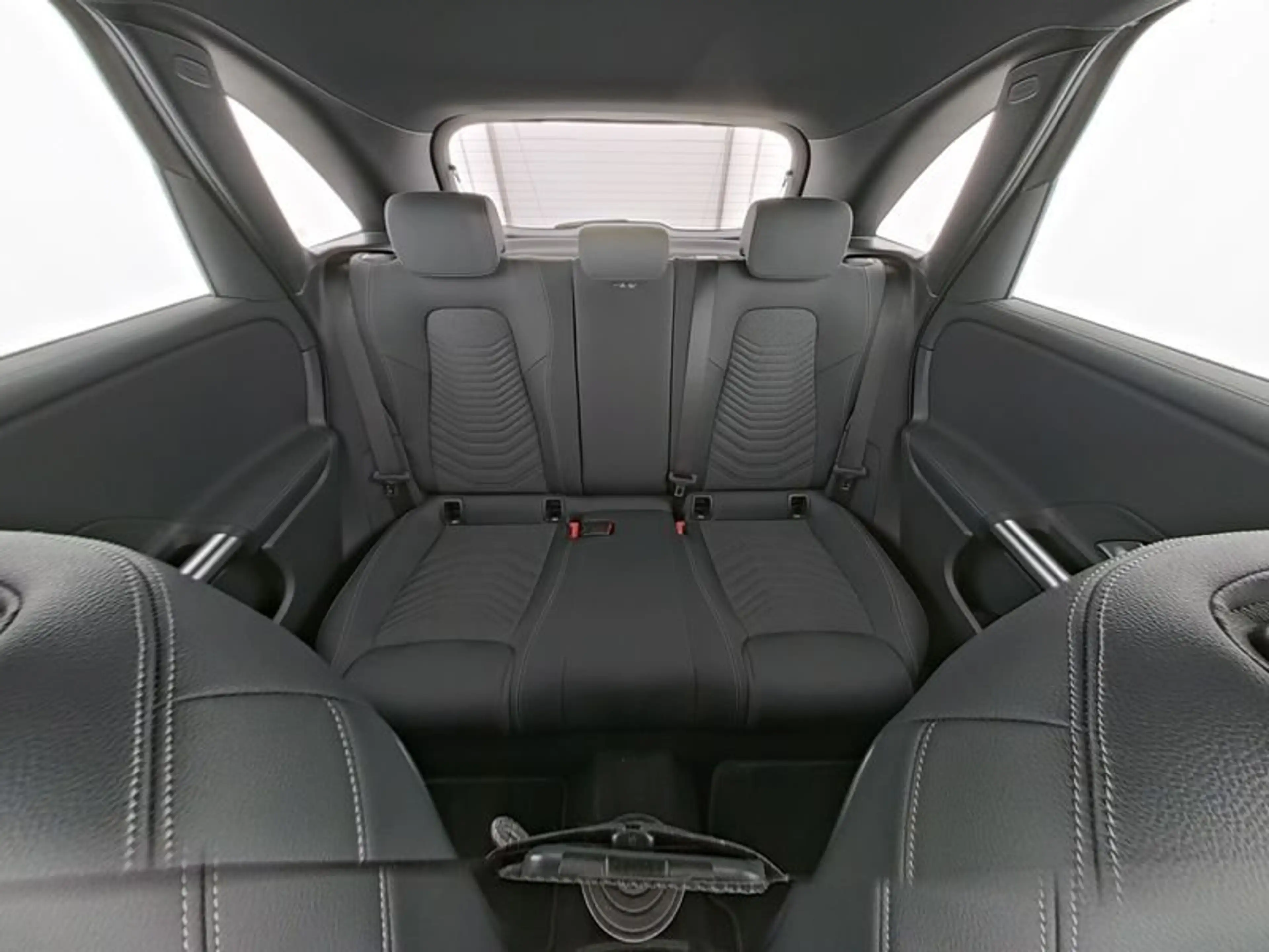 Mercedes-Benz B 200 Progressive AHK/Kamera/MBUX/LED/SHZ/PTS — photo 9