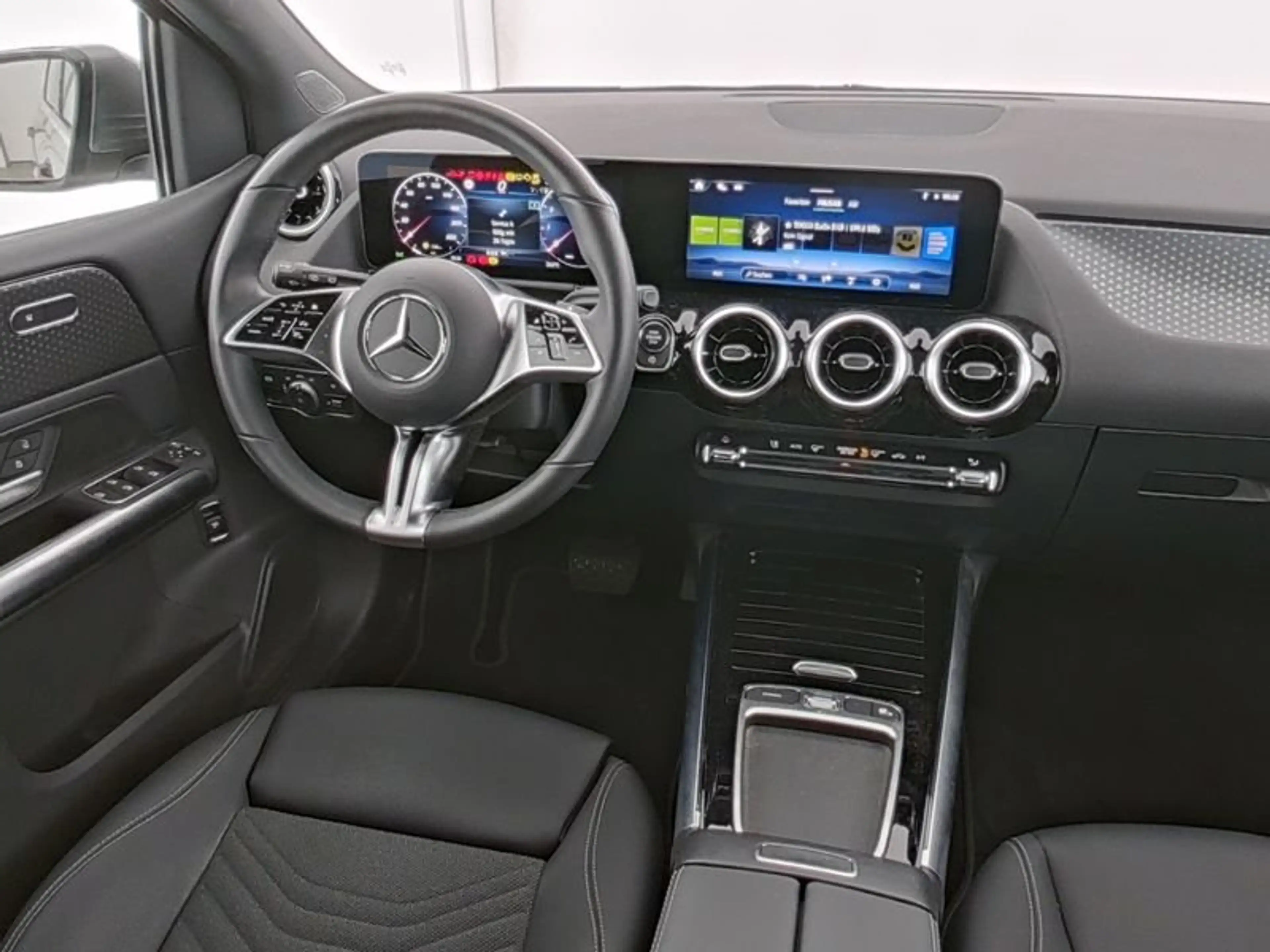 Mercedes-Benz B 200 Progressive AHK/Kamera/MBUX/LED/SHZ/PTS — photo 5