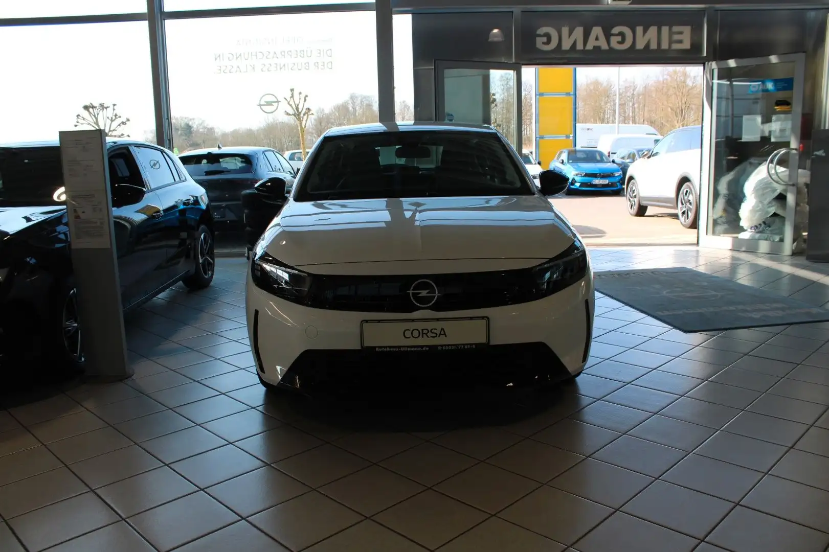 Opel Corsa 1.2 Edition Weiß - 2