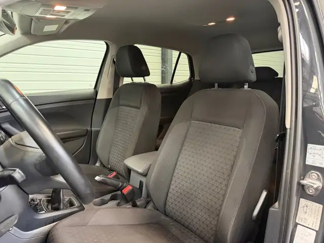 Volkswagen T-Cross view 15