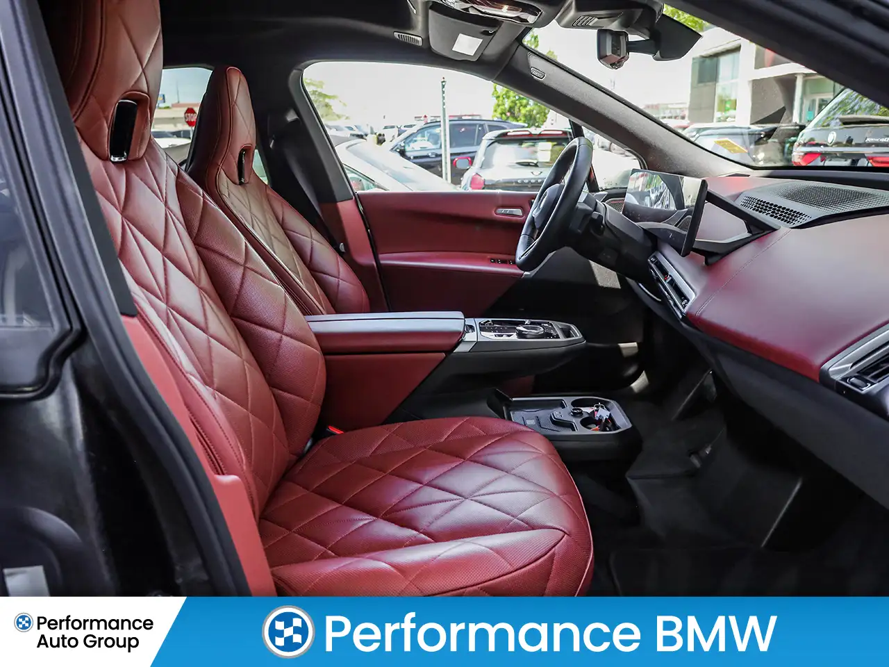 BMW iX photo BMW iX
