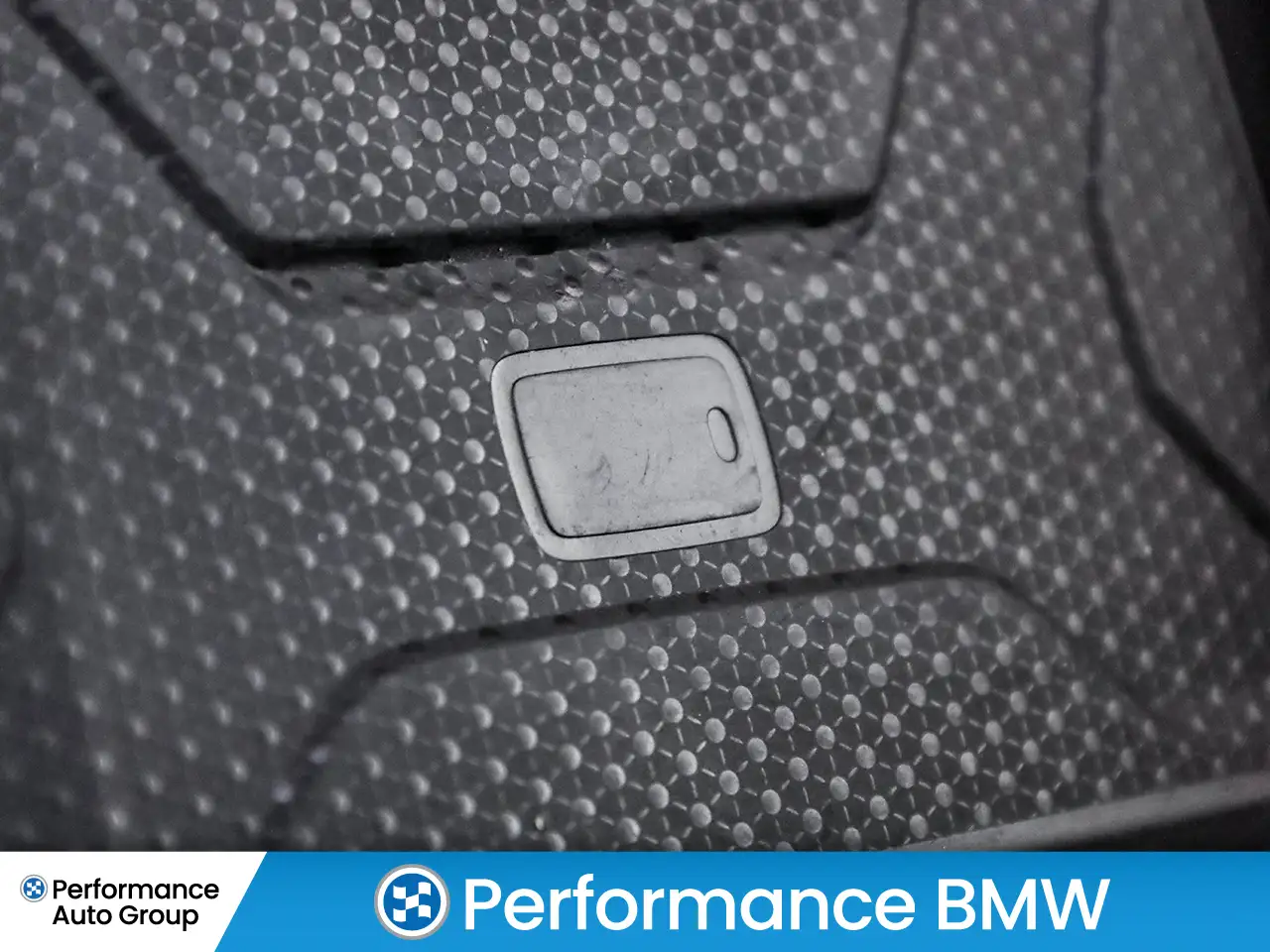 BMW iX photo BMW iX
