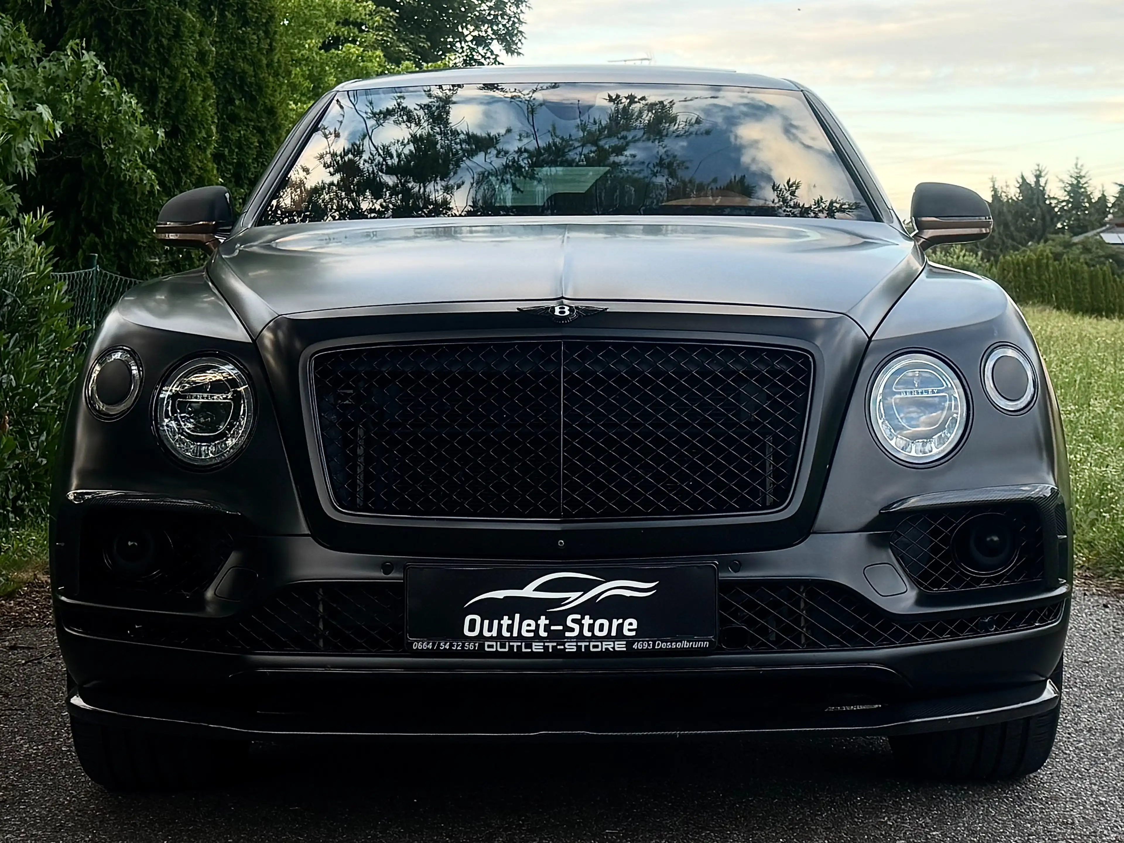 Bentley Bentayga 6,0 W12*First-Class*Carbon*ALL-BLACK*Ein_Traum* — photo 2