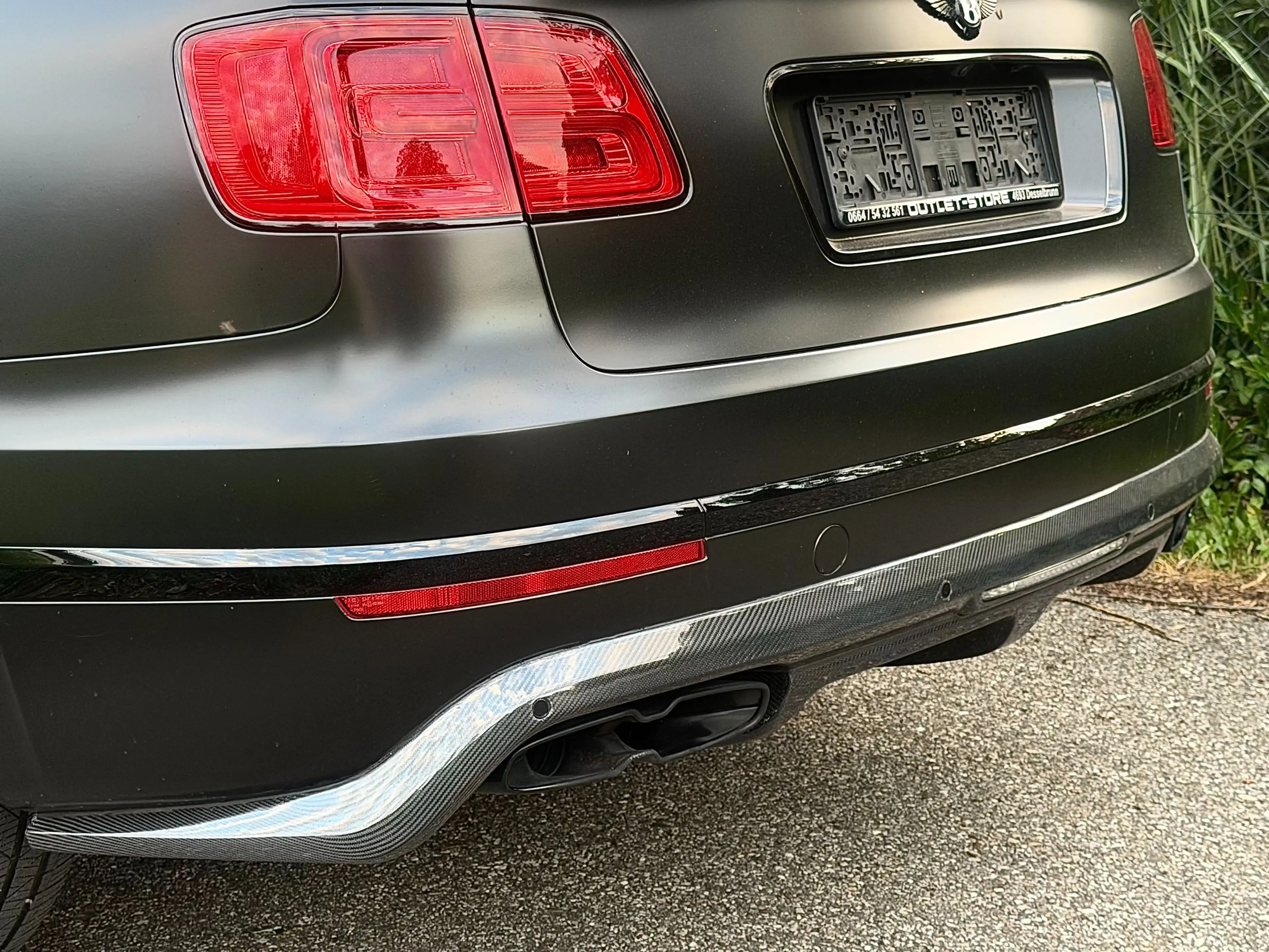 Bentley Bentayga 6,0 W12*First-Class*Carbon*ALL-BLACK*Ein_Traum* — photo 8