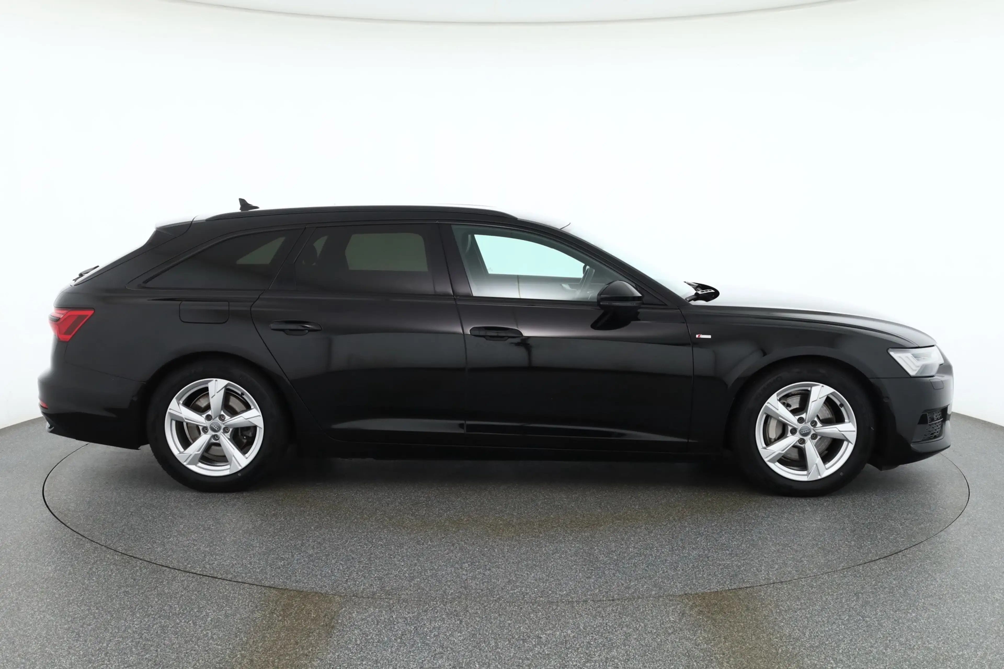 Audi A6 Avant 45 TDI quattro S-line LED Standheizung — photo 6